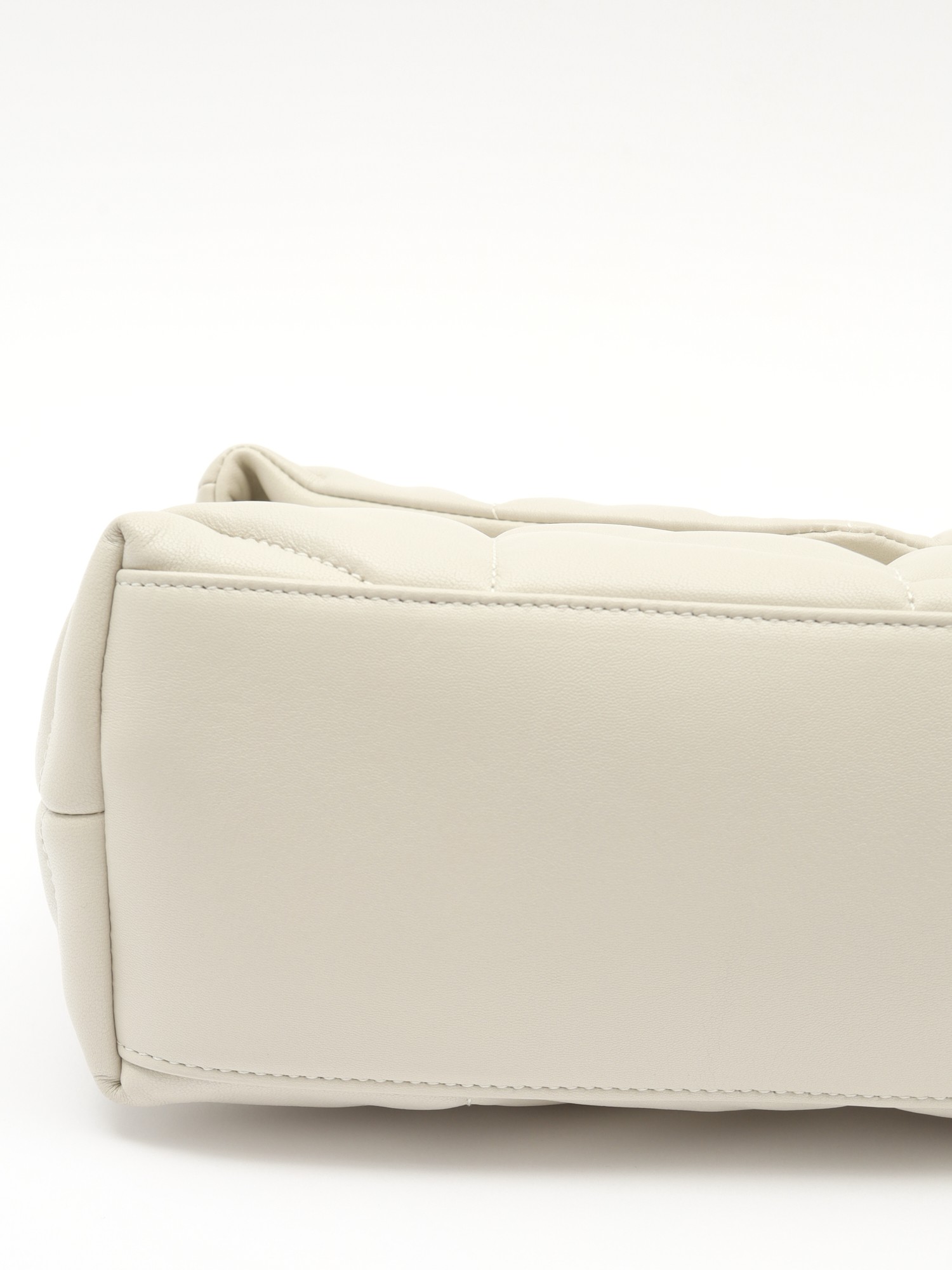 Saint Laurent Loulou  5