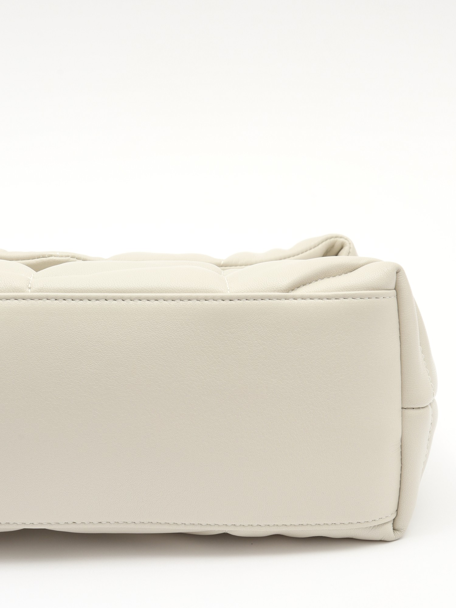 Saint Laurent Loulou  6