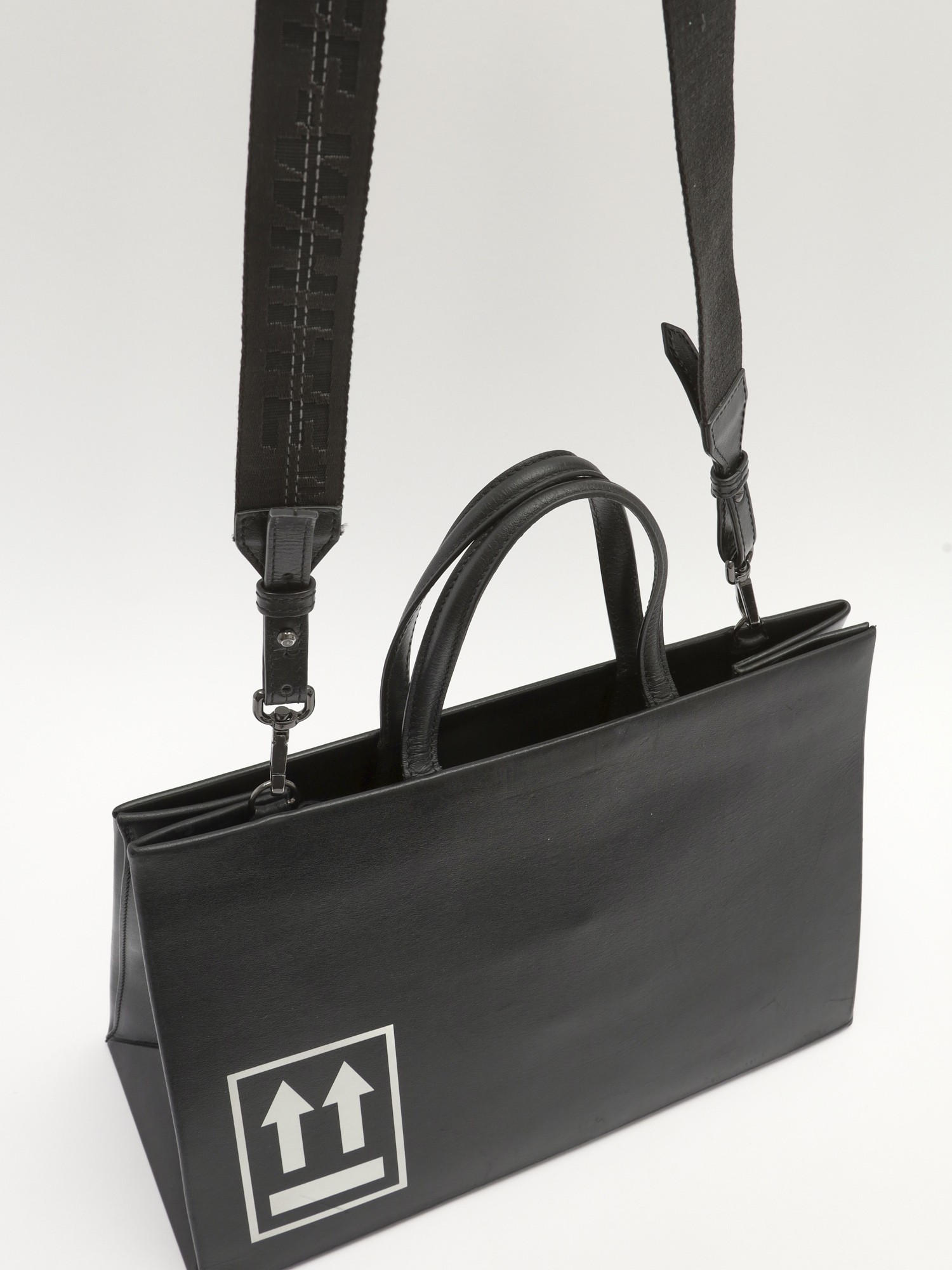 Off-White Binder 4