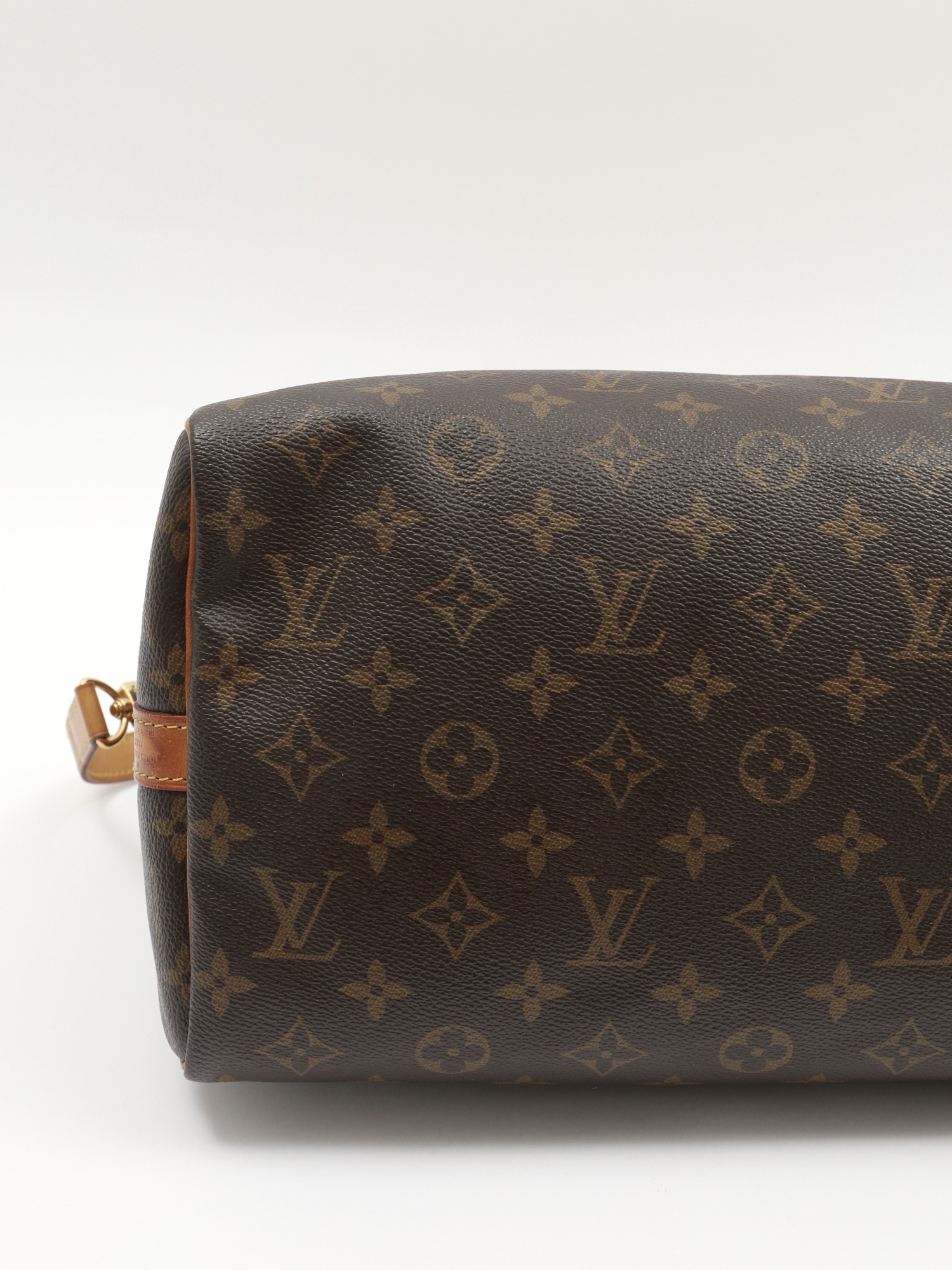 Louis Vuitton Speedy 9