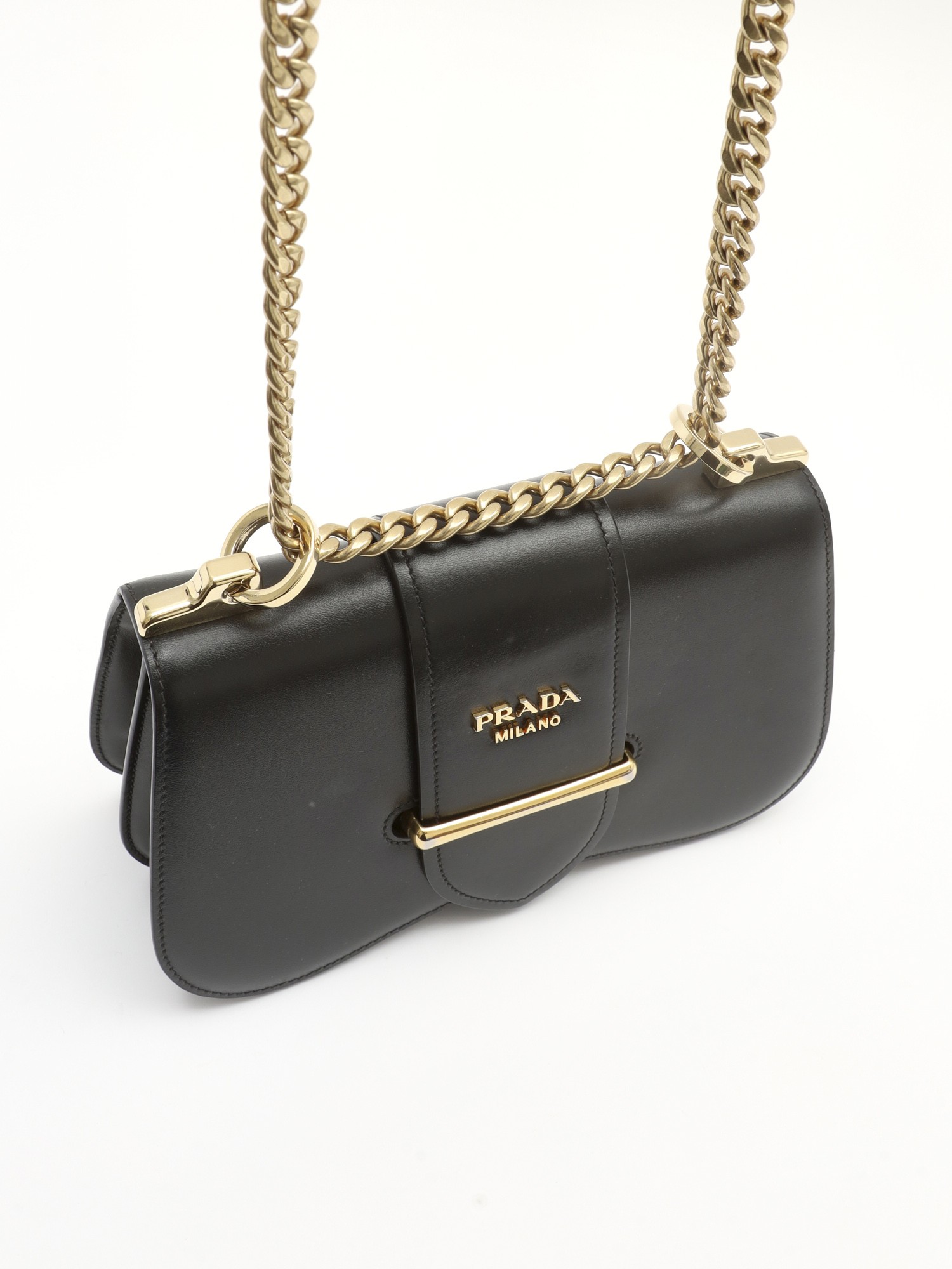 Prada Sidonie 4