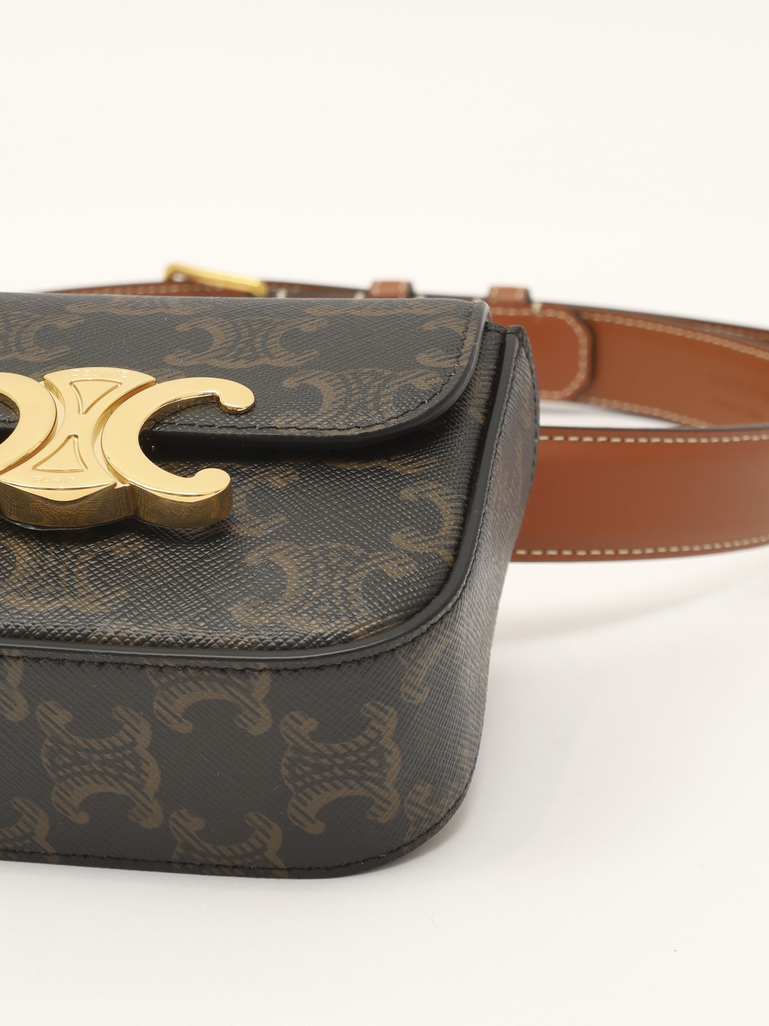Celine Triomphe 7