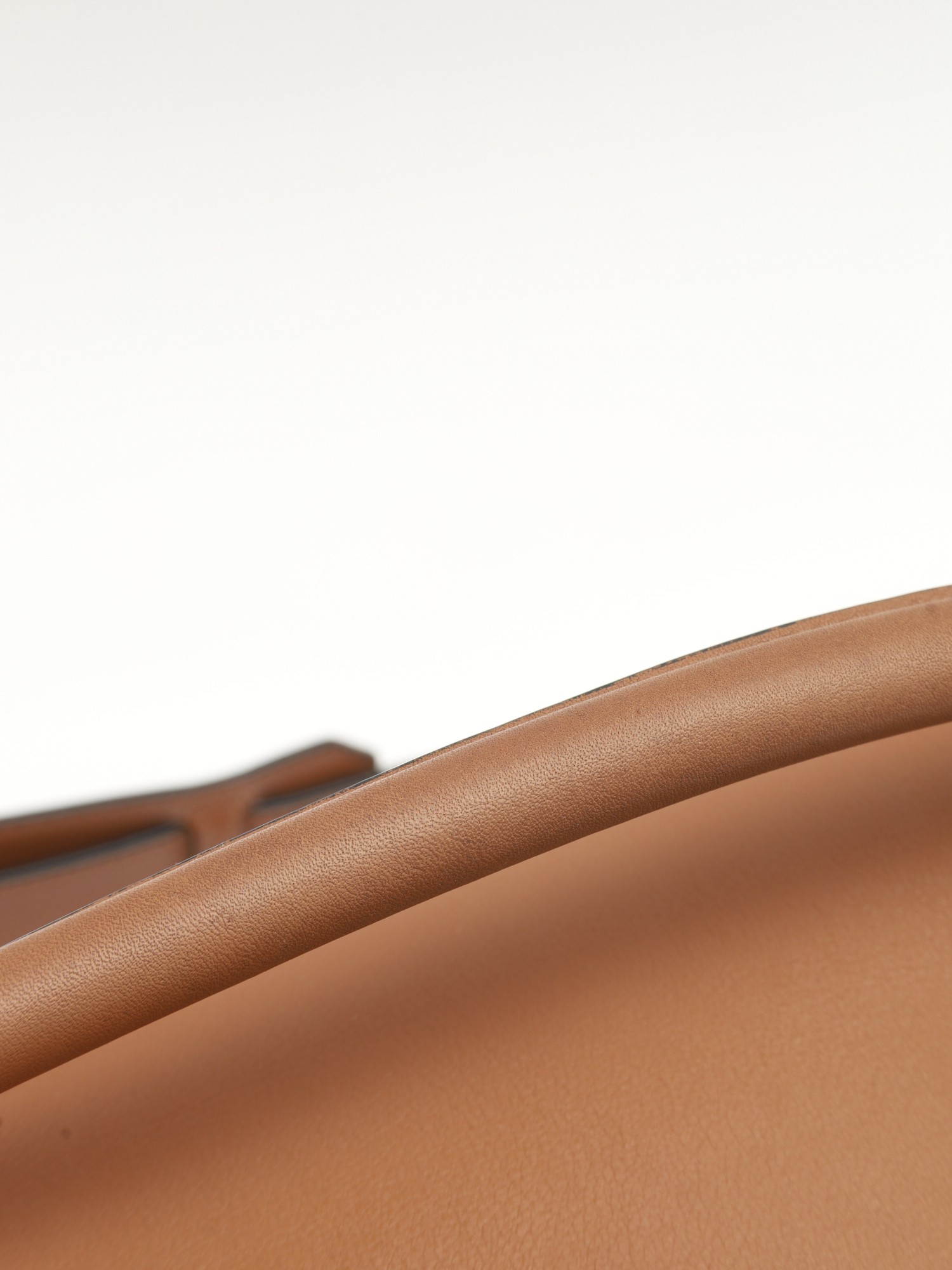 Loewe Puzzle 6