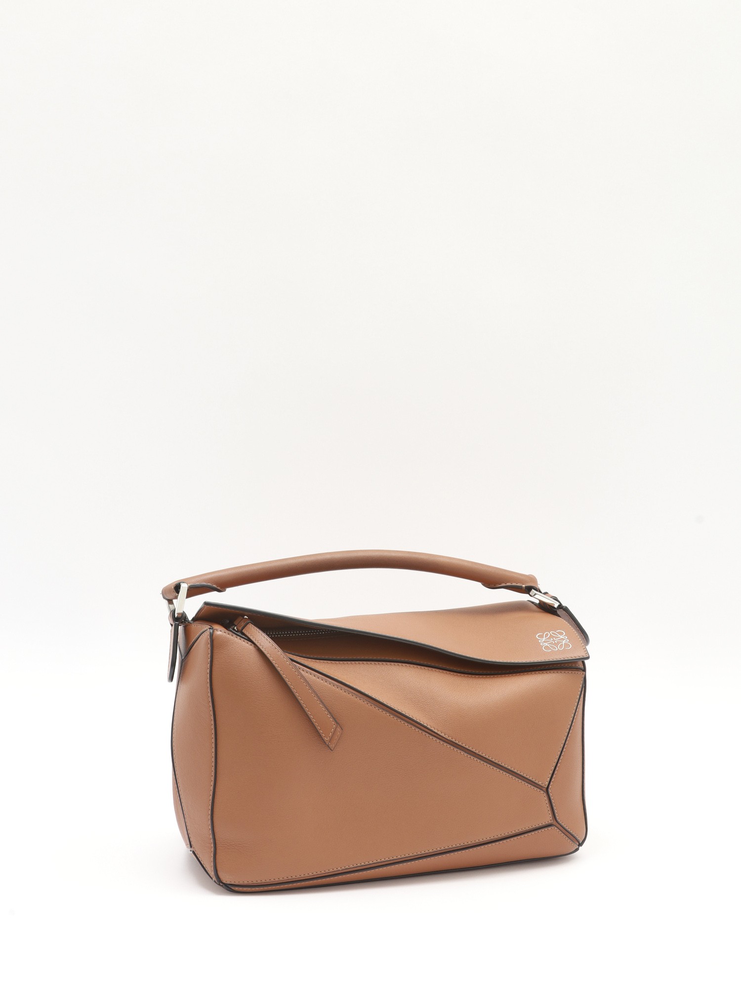 Loewe Puzzle 2