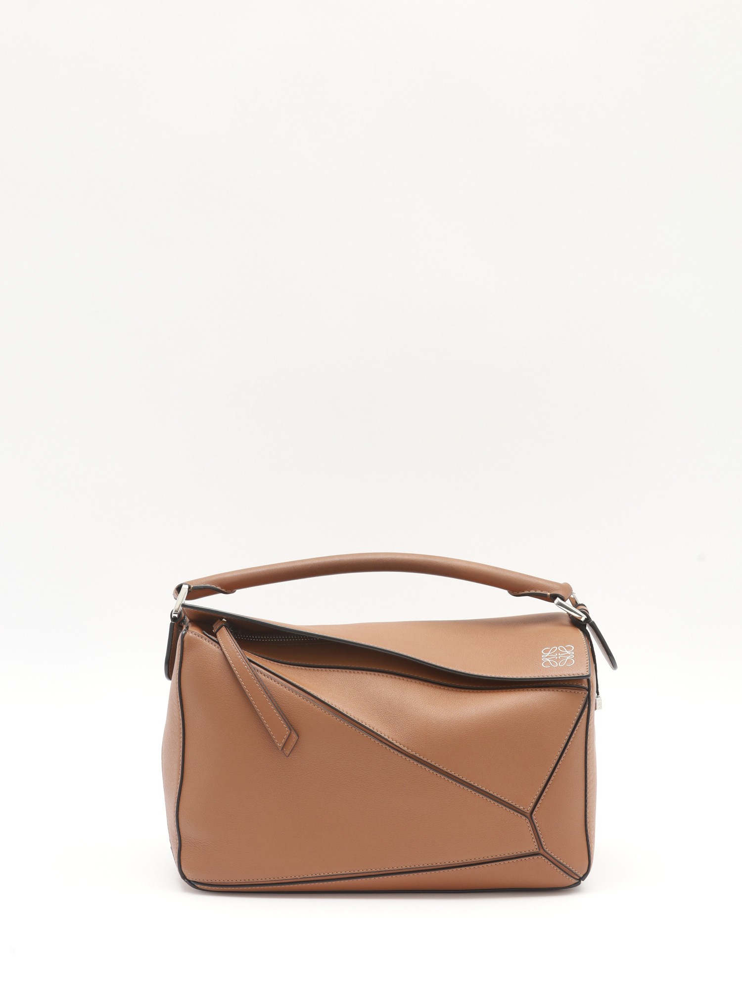 Loewe Puzzle 0