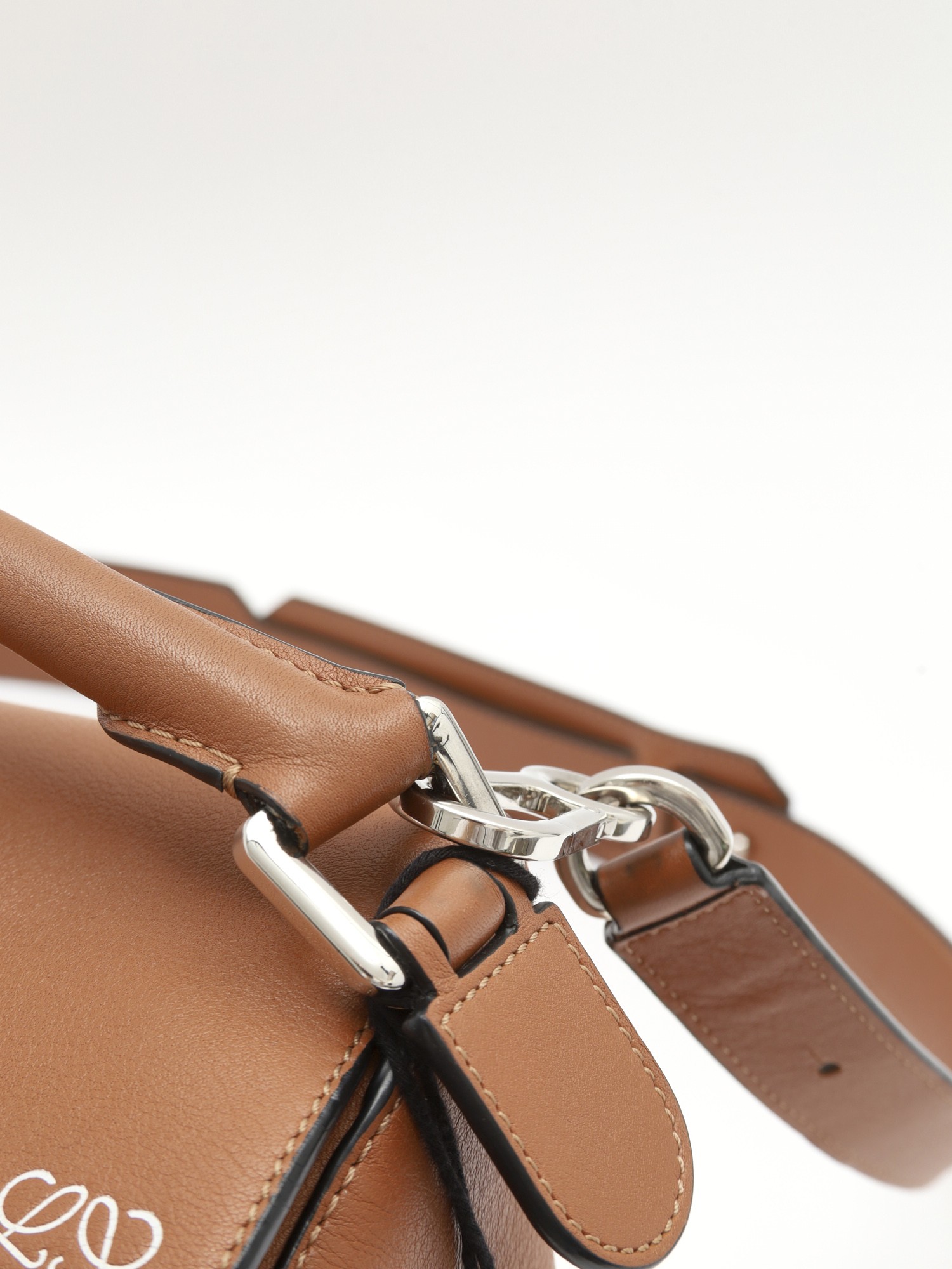 Loewe Puzzle 11