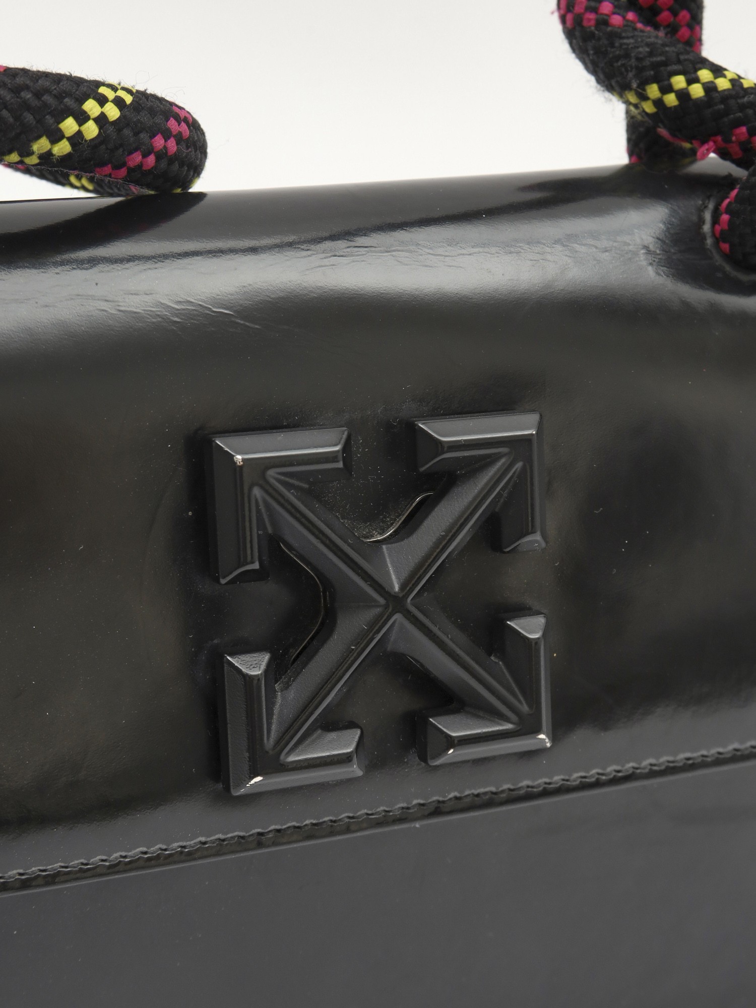 Off-White Jitney 5