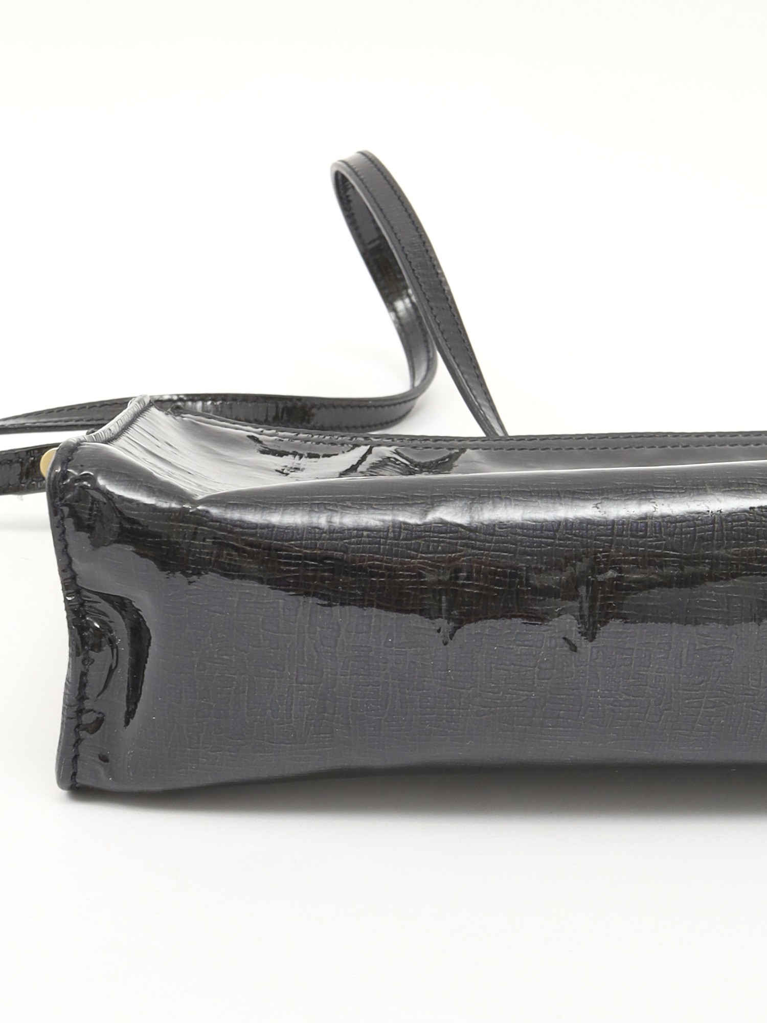 Saint Laurent Leather Bag 5