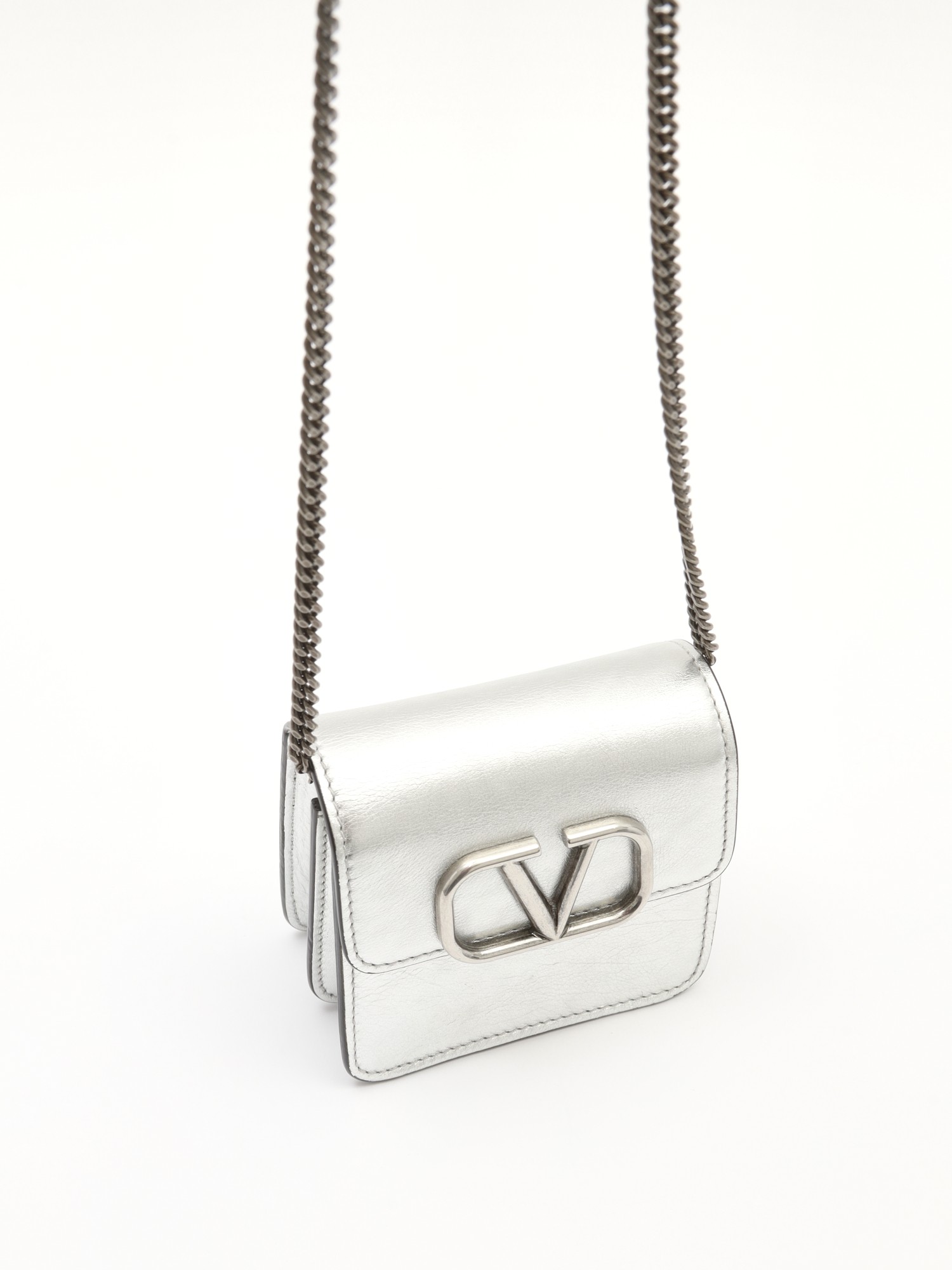 Valentino V Logo 4