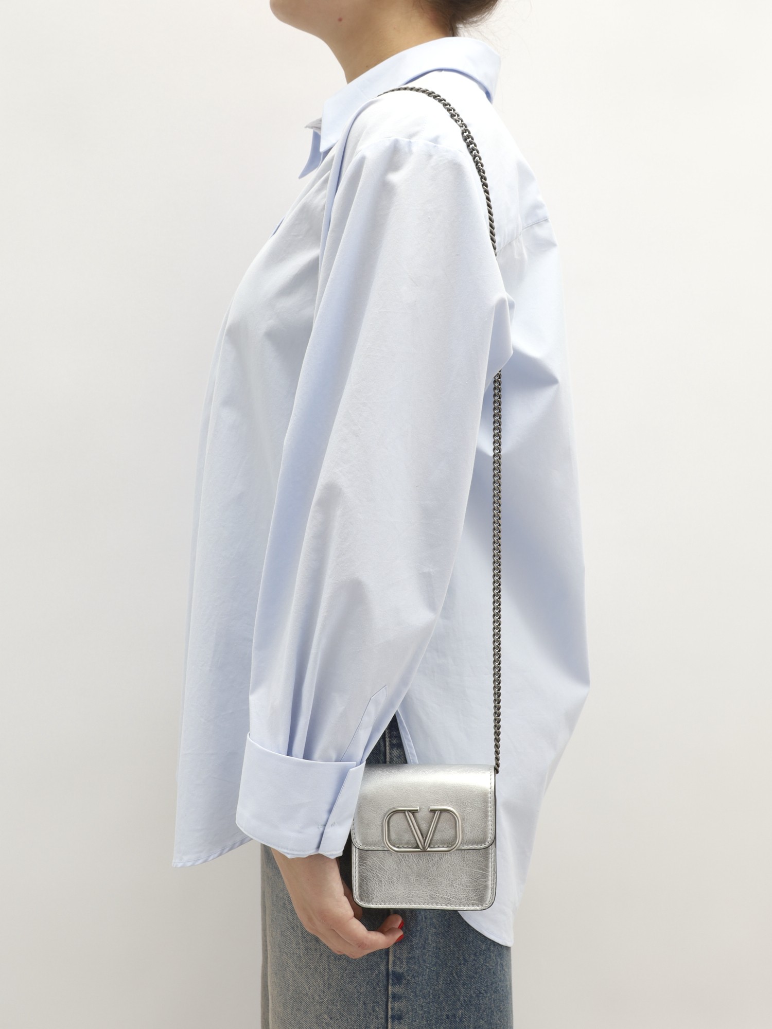 Valentino V Logo 1