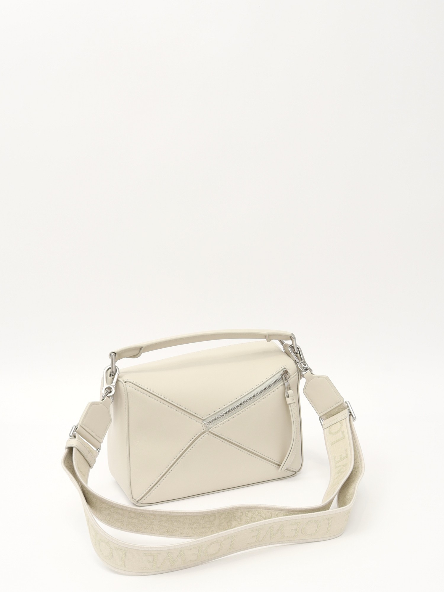 Loewe Puzzle 3