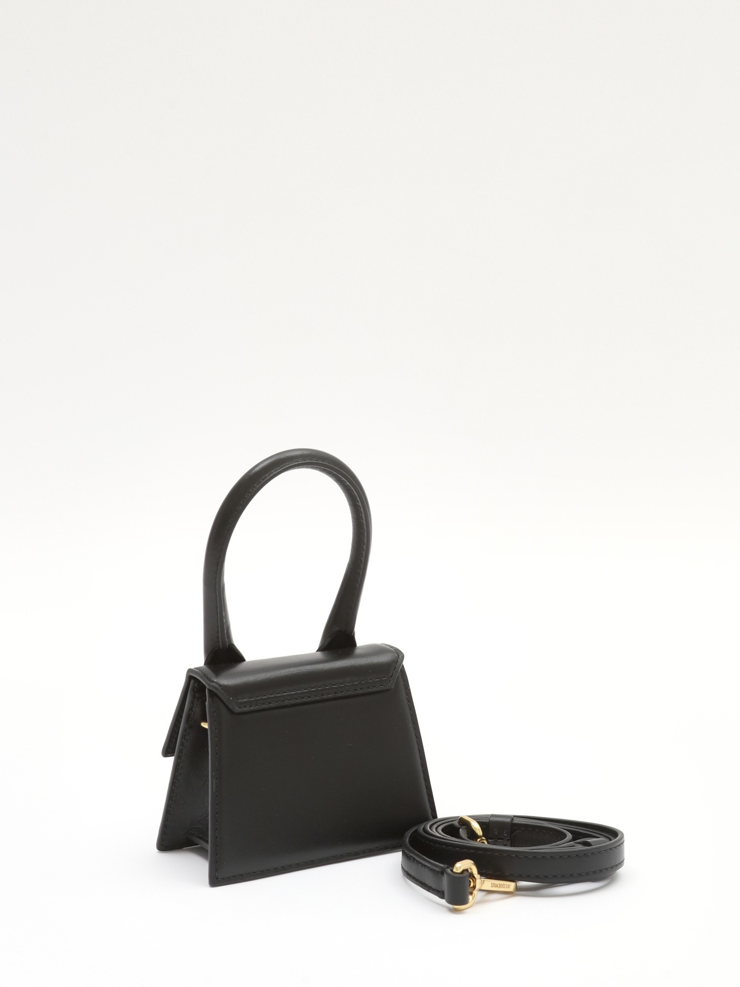 Jacquemus Le Chiquito  3