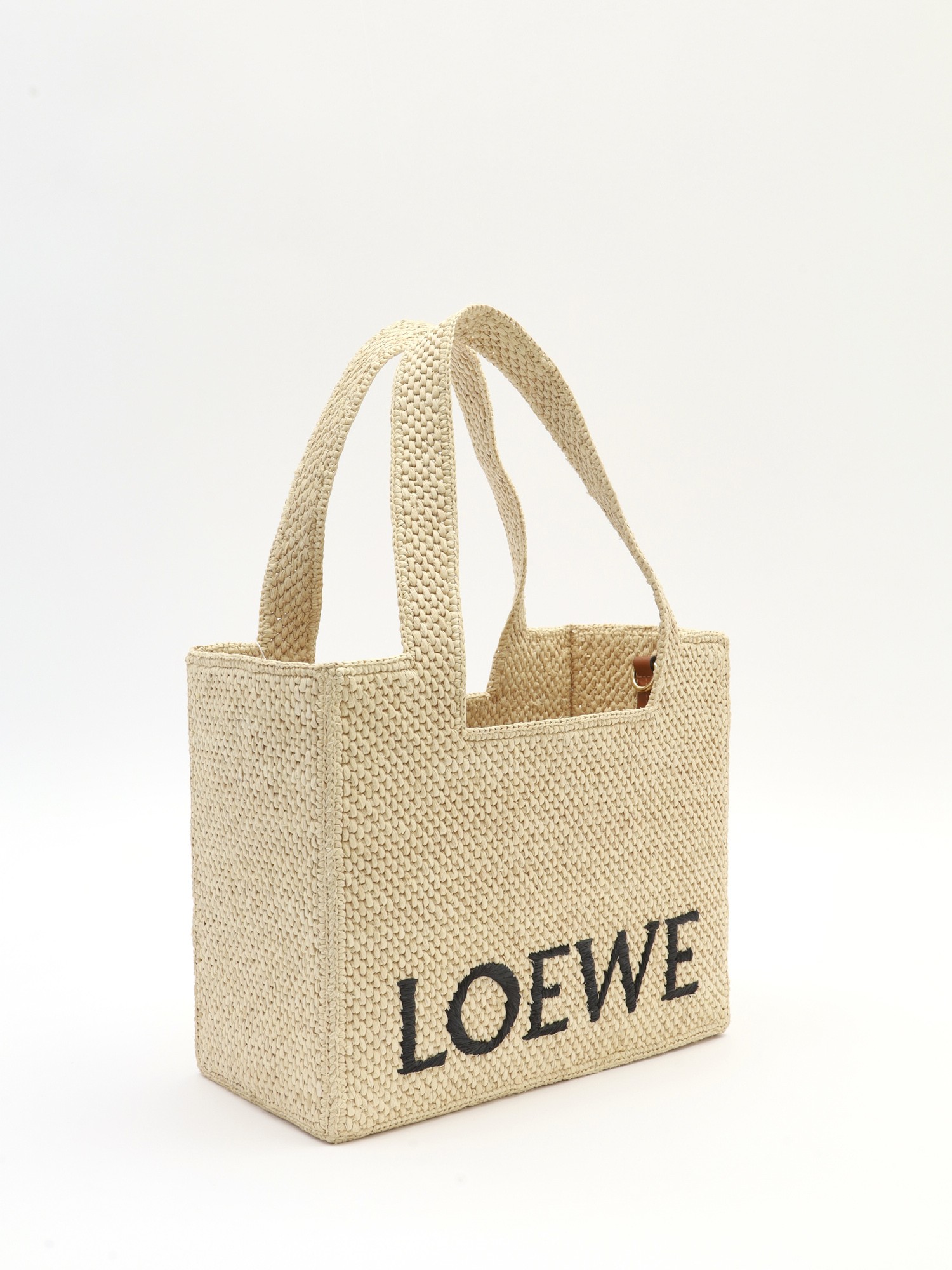 Loewe Font 2