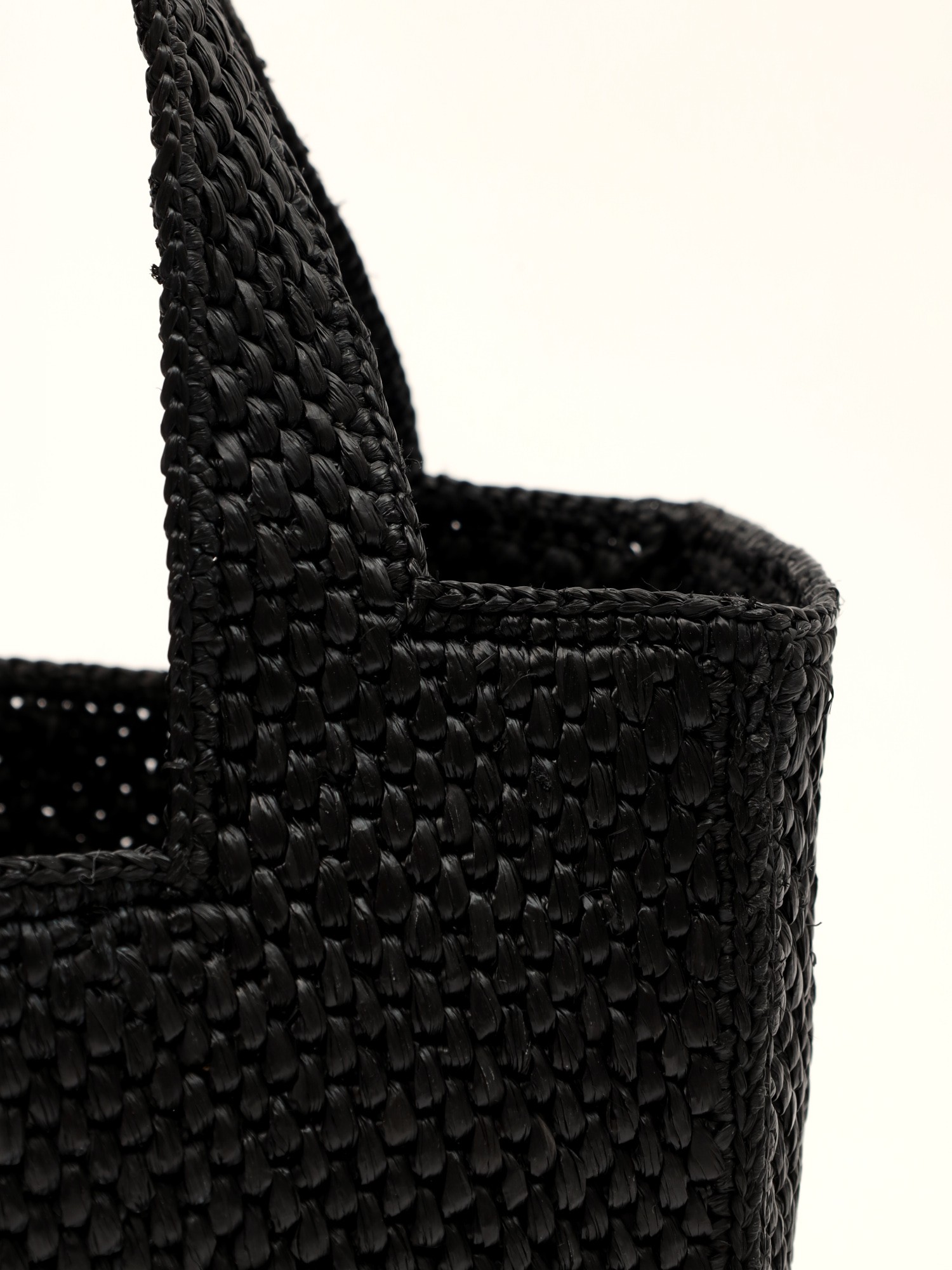 Loewe Font 5