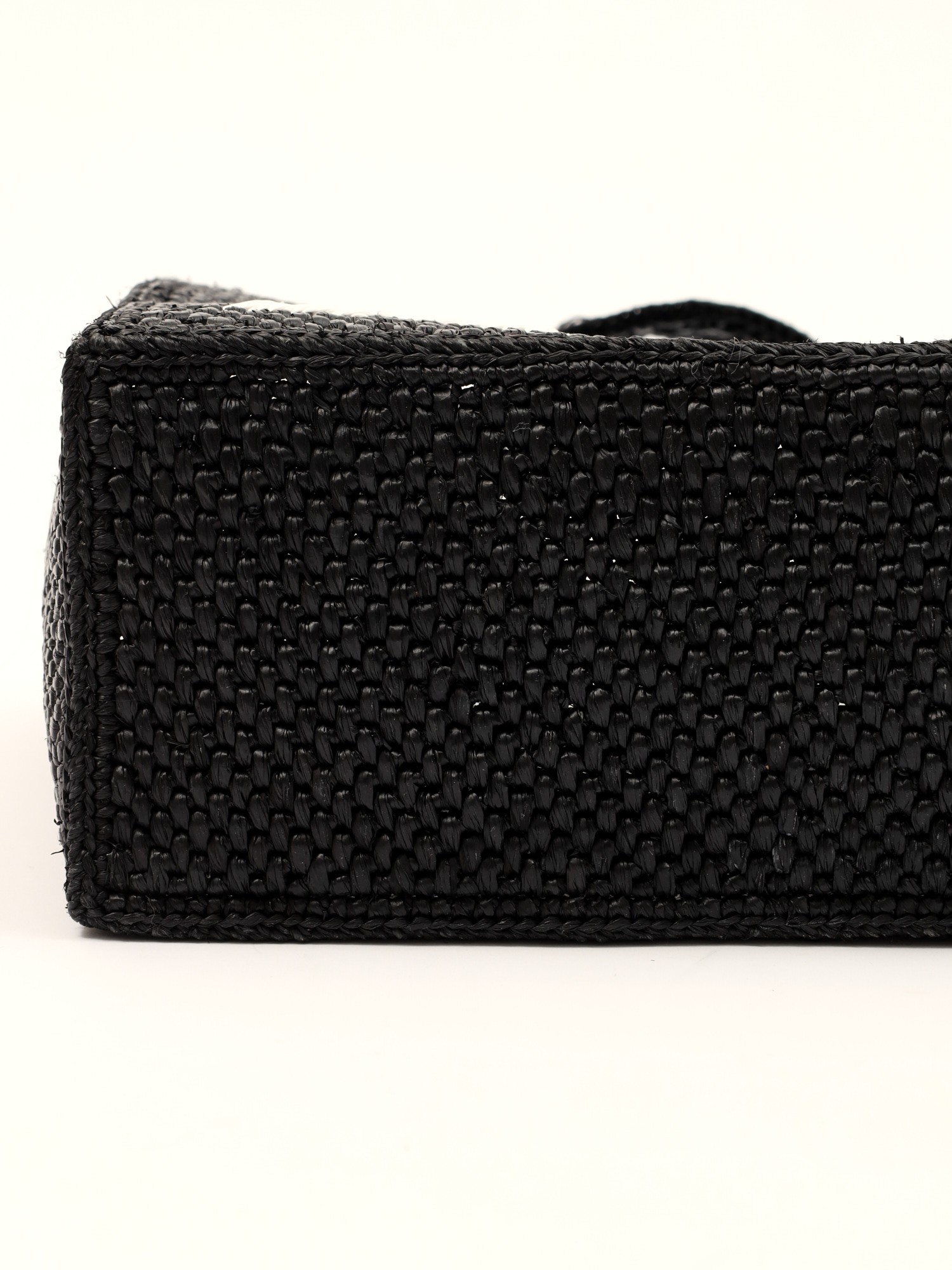 Loewe Font 7