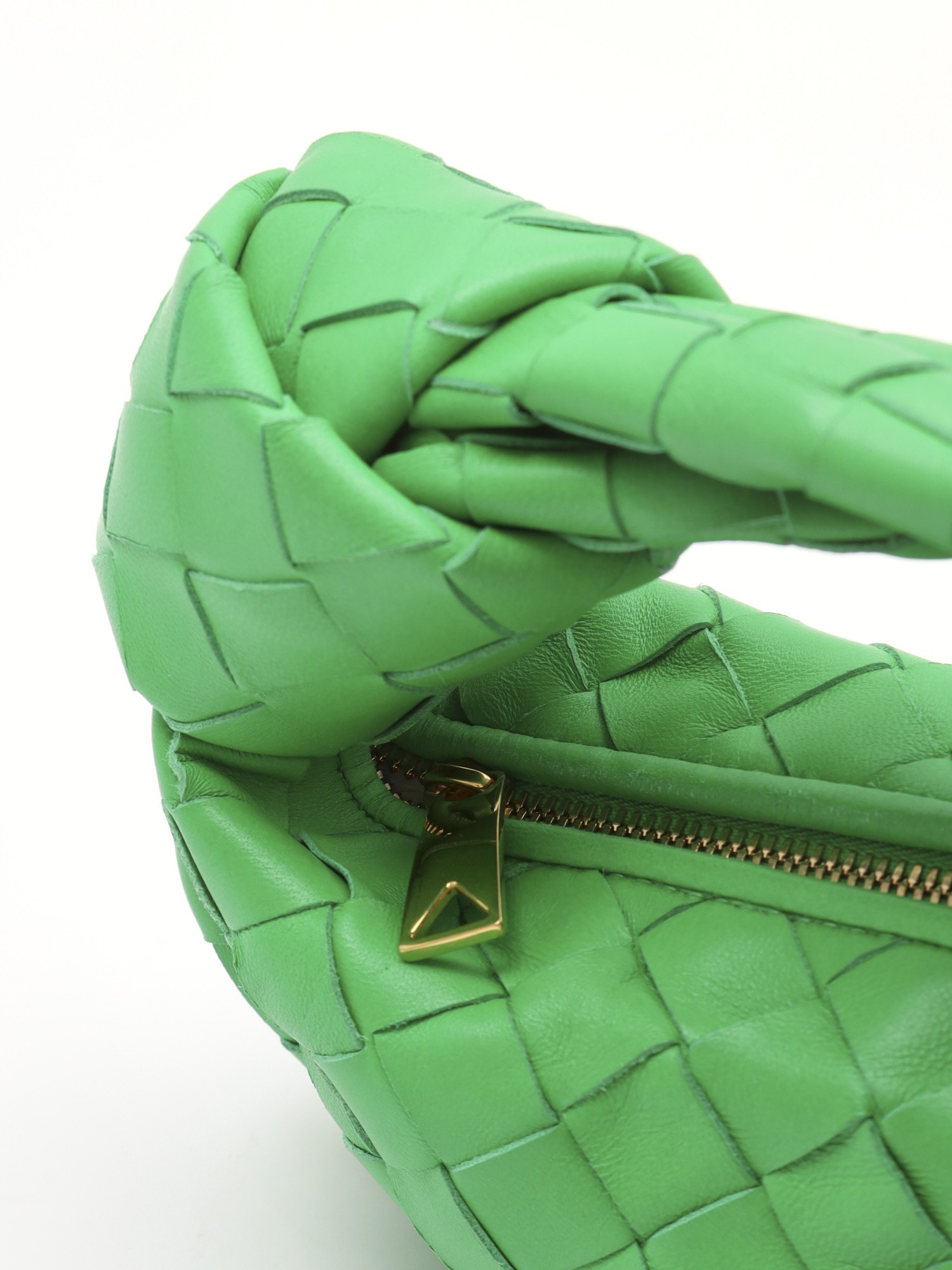 Bottega Veneta Jodie 5