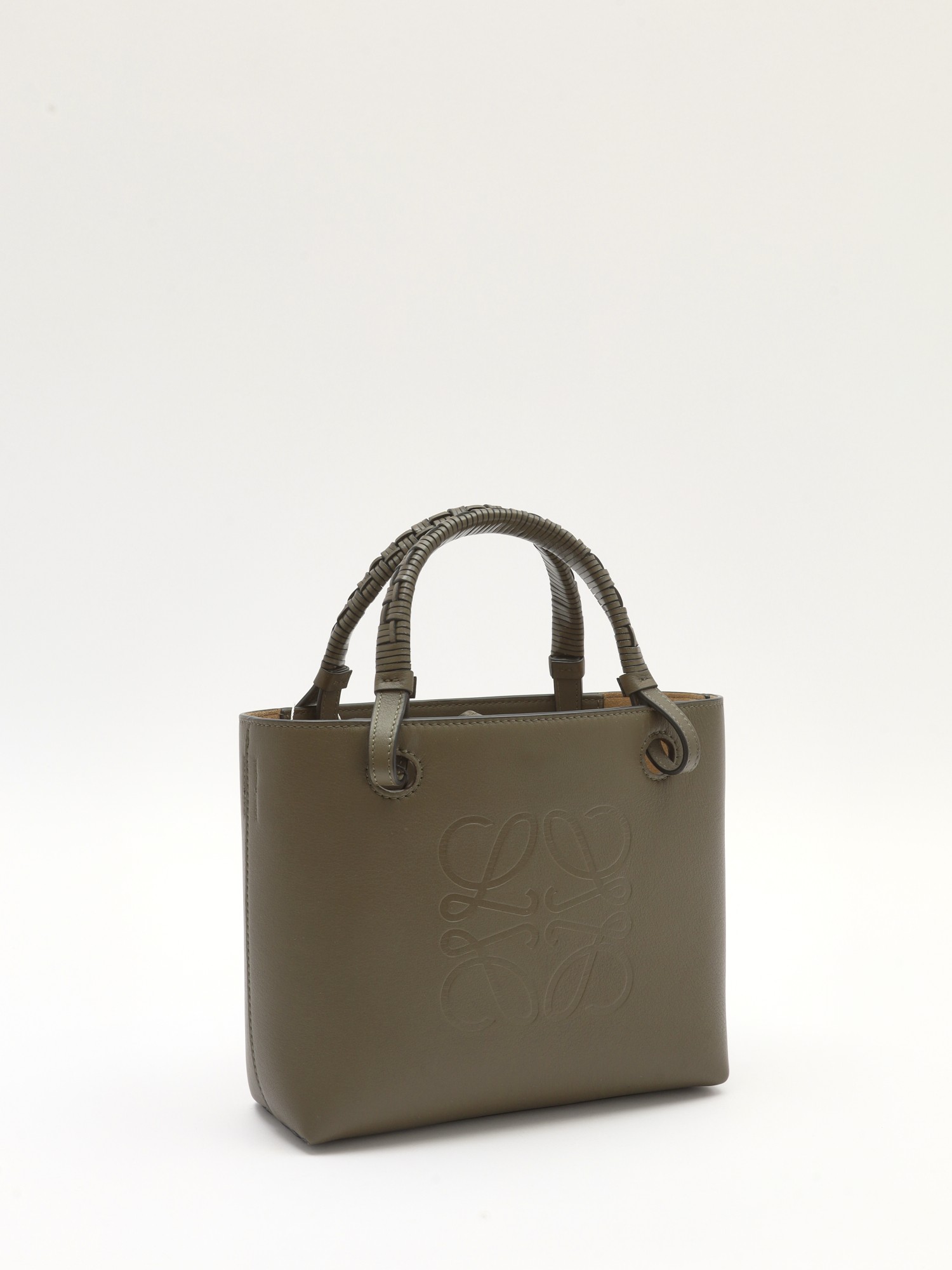 Loewe Anagram 2
