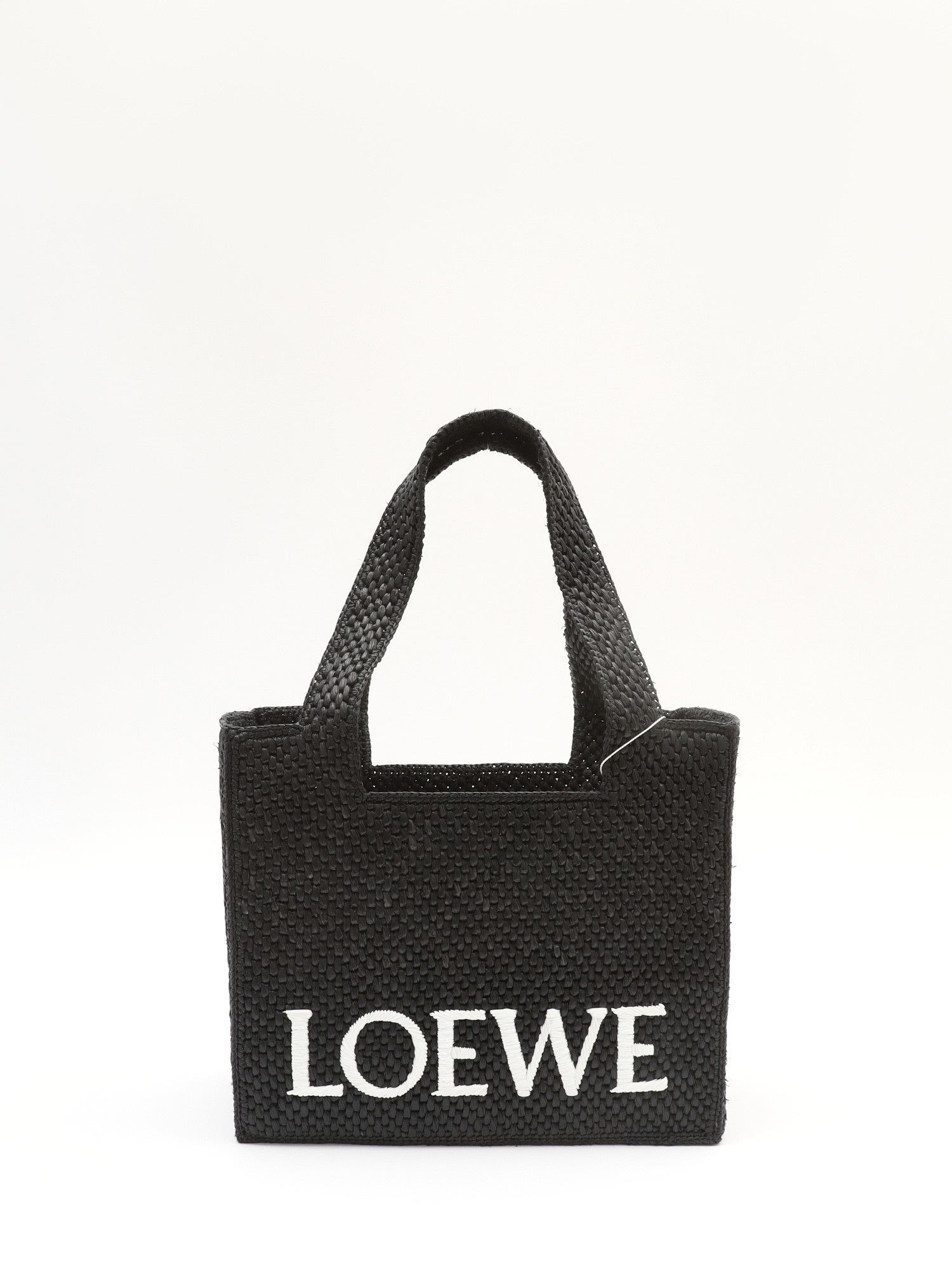 Loewe Font 