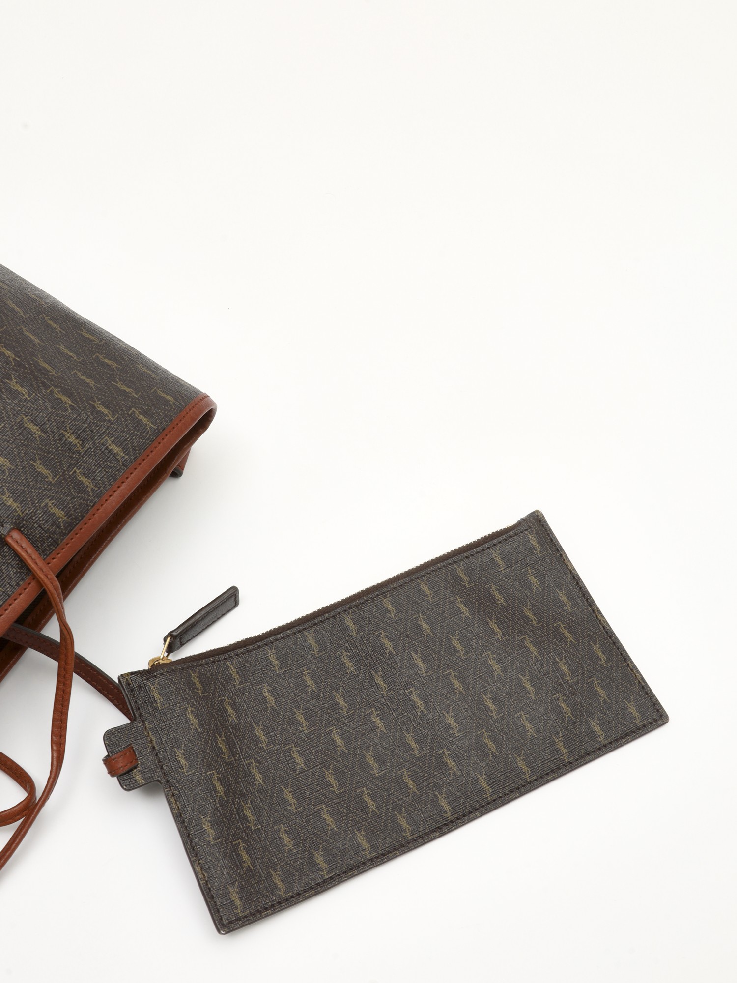 Saint Laurent Leather Bag 7