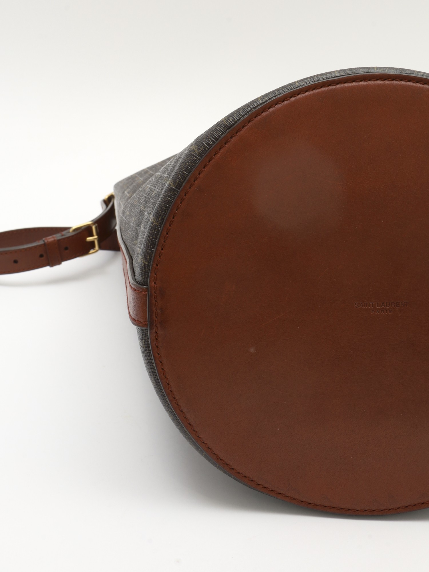 Saint Laurent Leather Bag 5