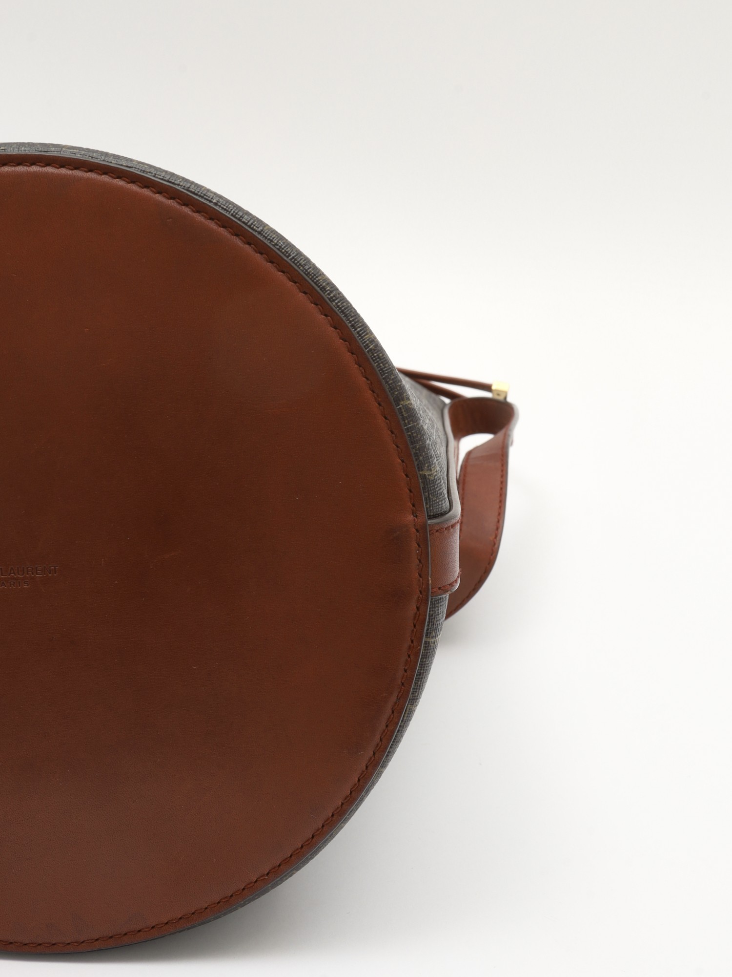 Saint Laurent Leather Bag 6