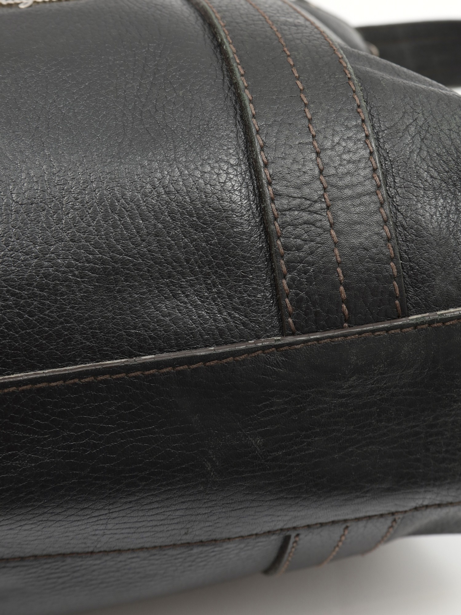 Salvatore Ferragamo Leather Bag 12
