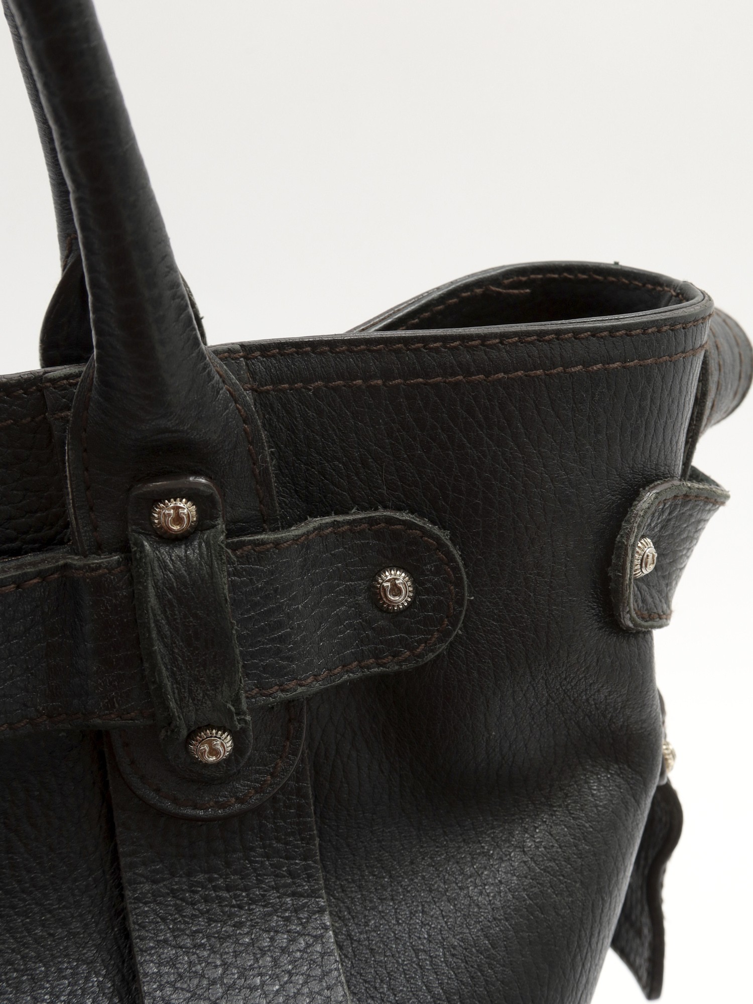 Salvatore Ferragamo Leather Bag 6