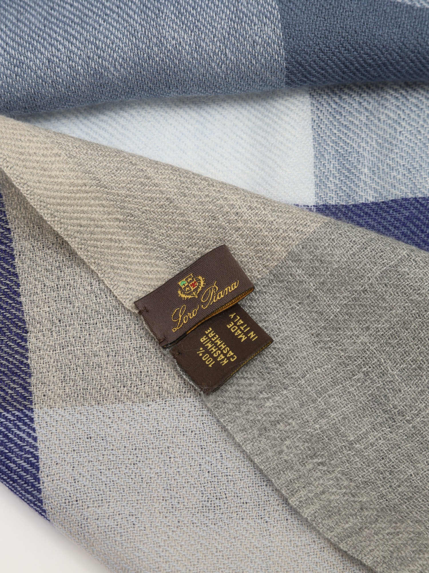 Loro Piana Scarf 8