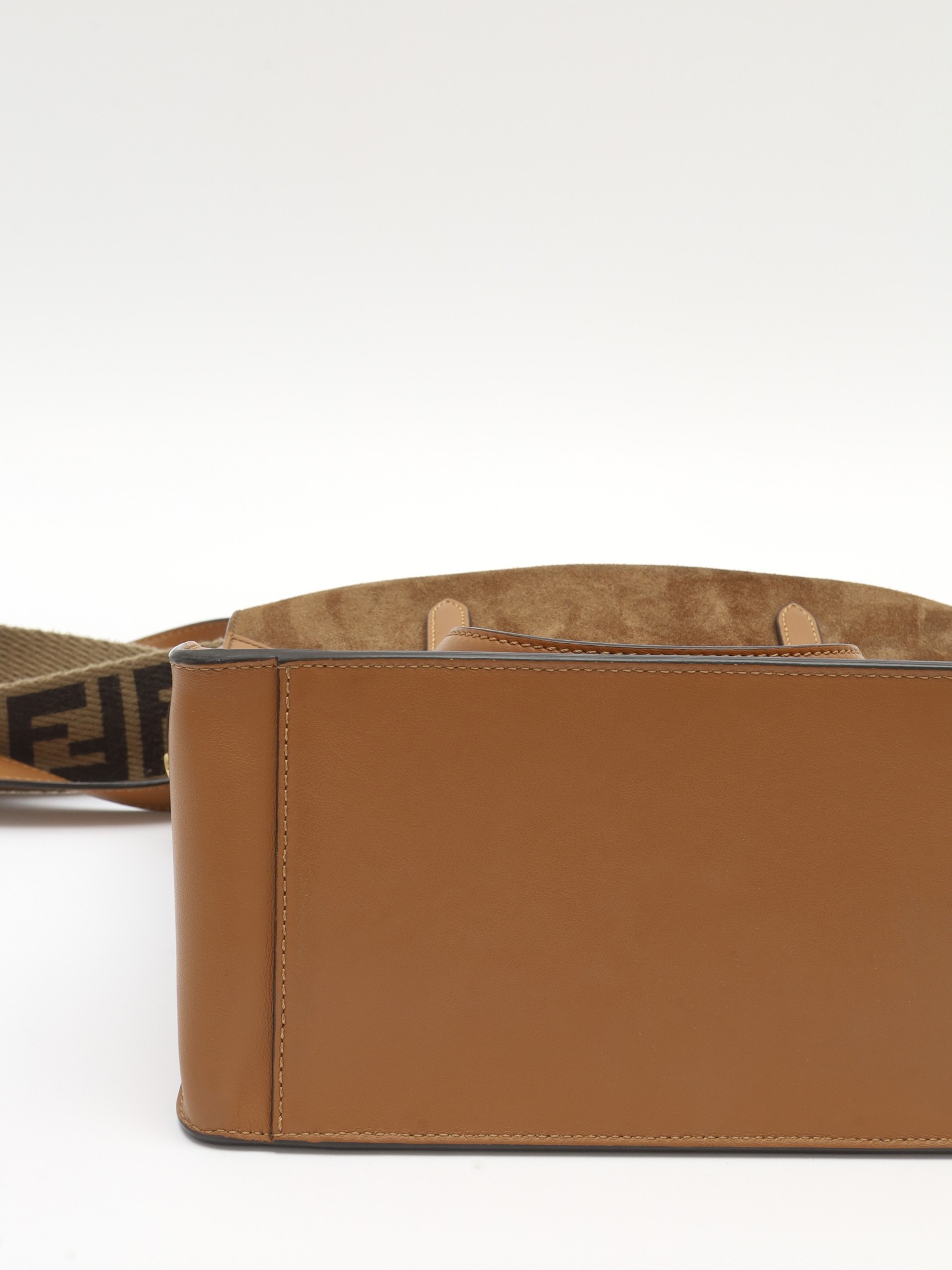 Fendi Flip 6