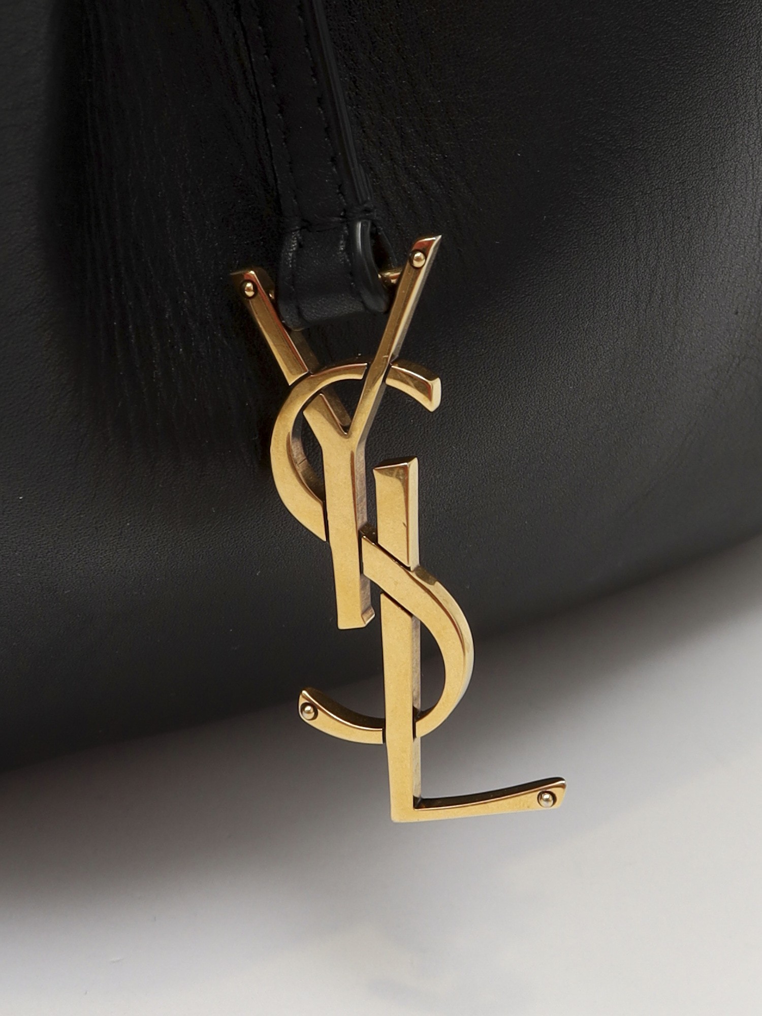 Saint Laurent Paris VII  5
