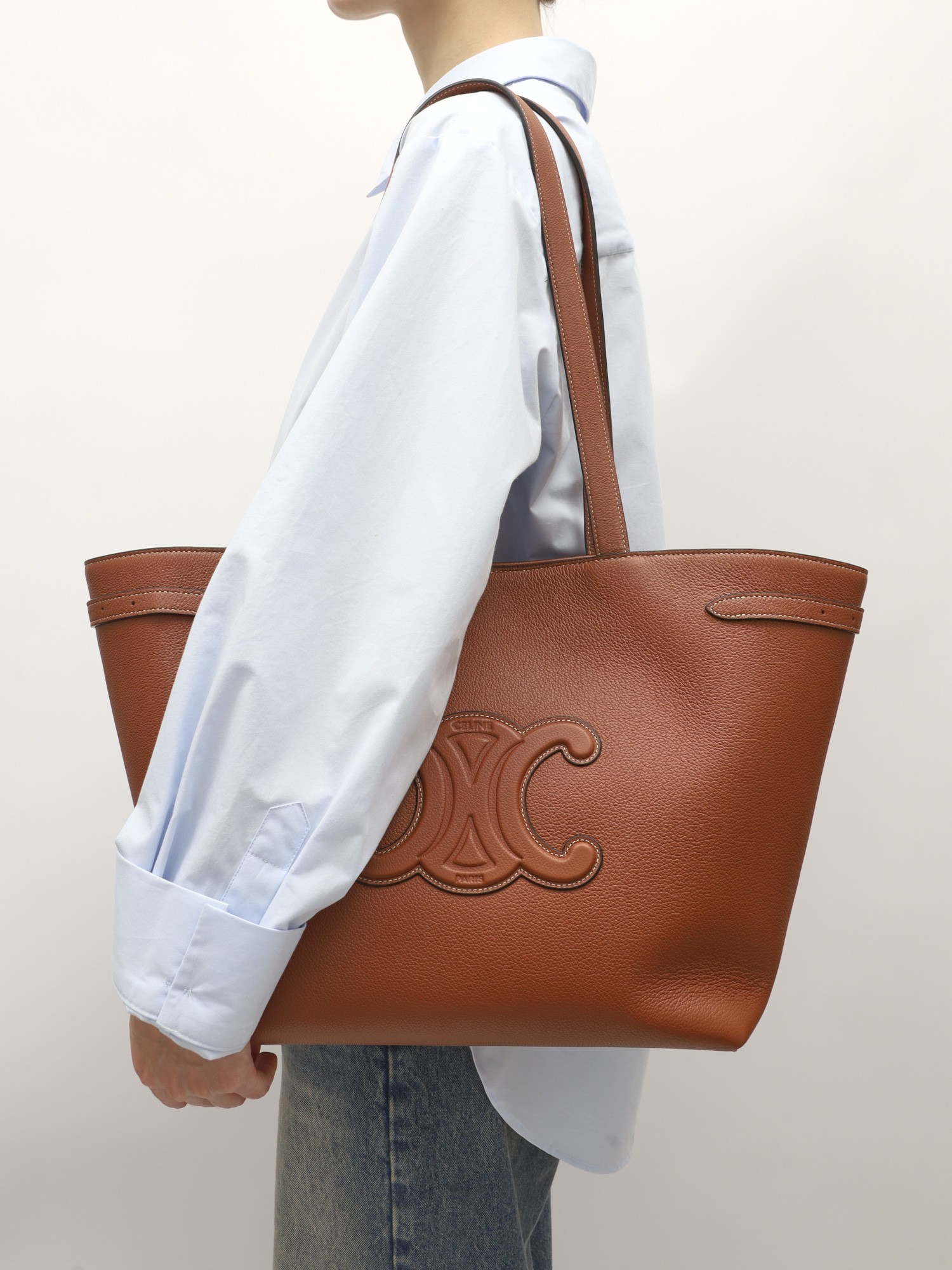 Celine Triomphe 1