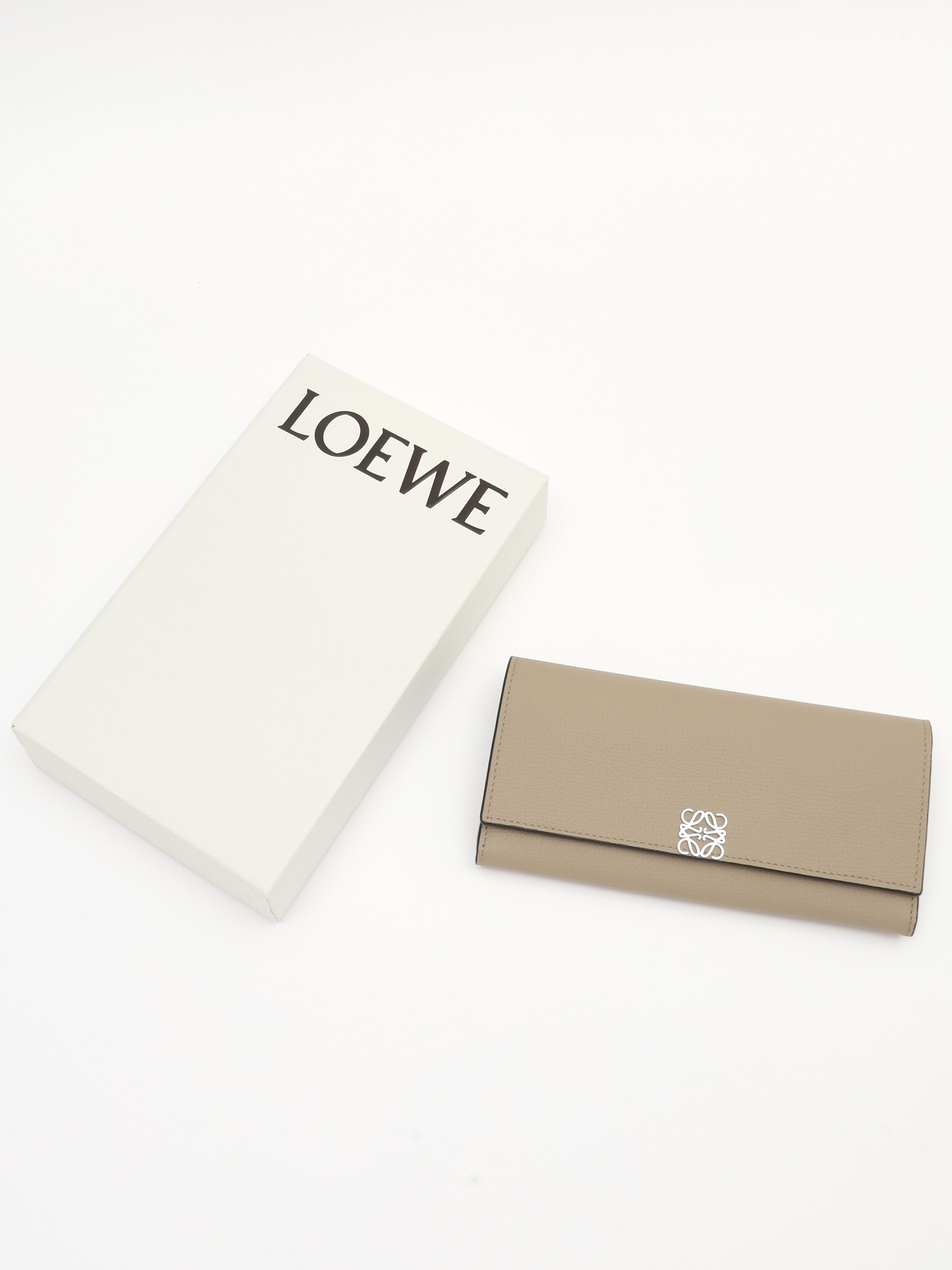 Loewe Wallet 8
