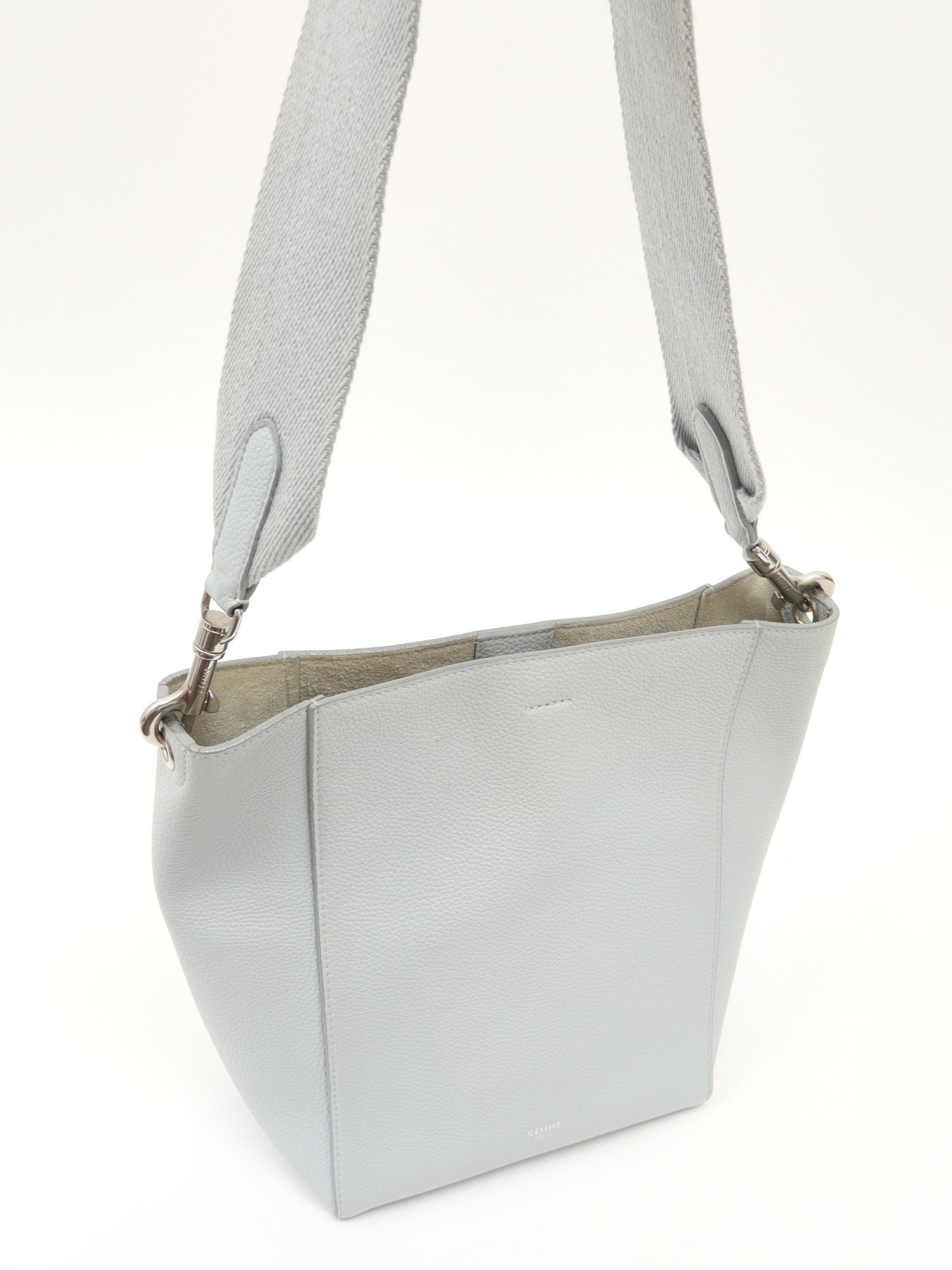 Celine Sangle 4