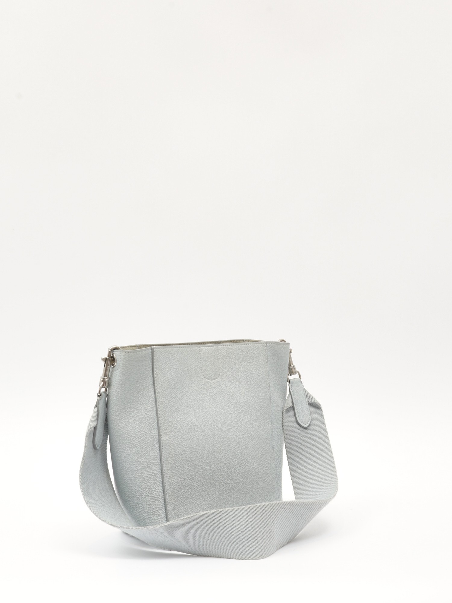 Celine Sangle 3