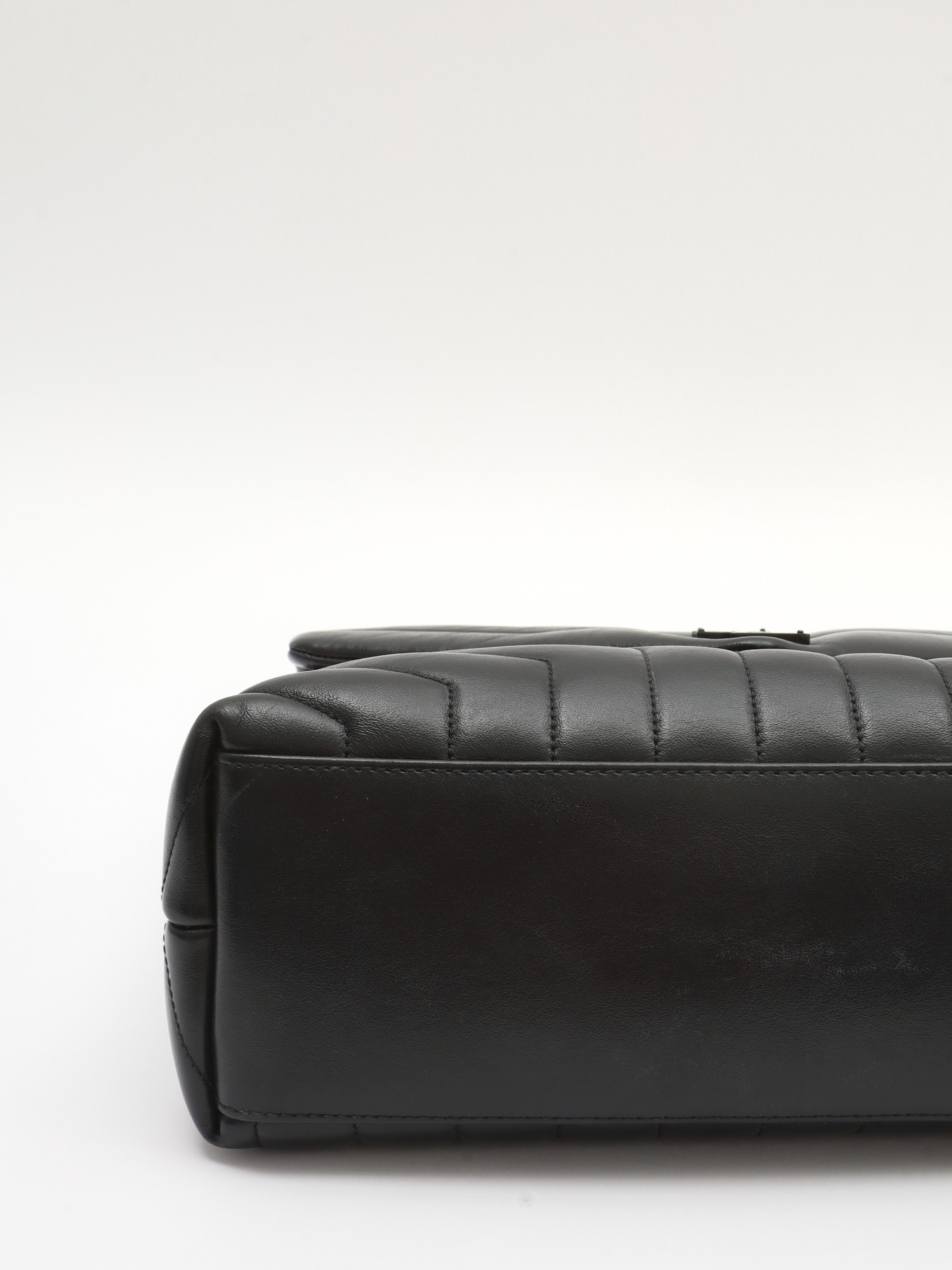 Saint Laurent Loulou 6