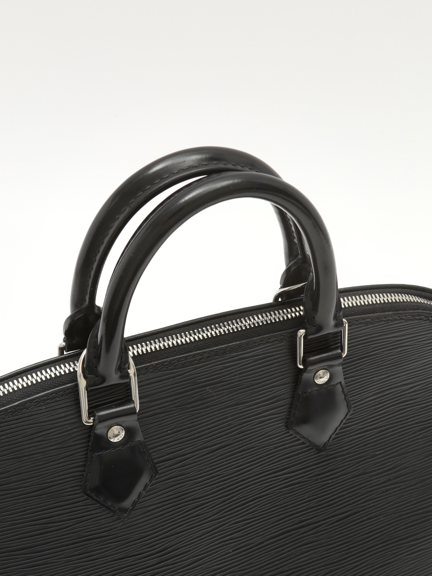 Louis Vuitton Alma 8