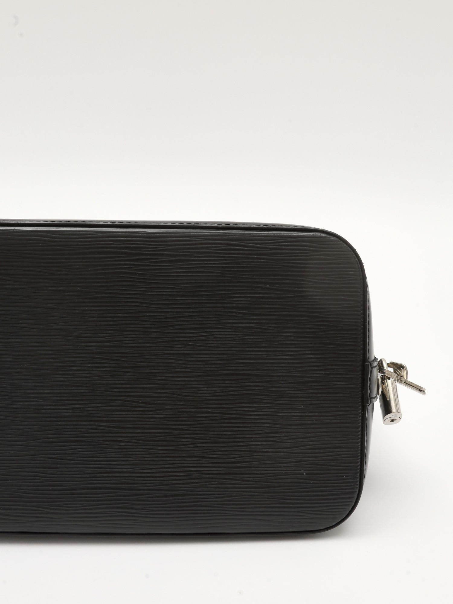 Louis Vuitton Alma 6