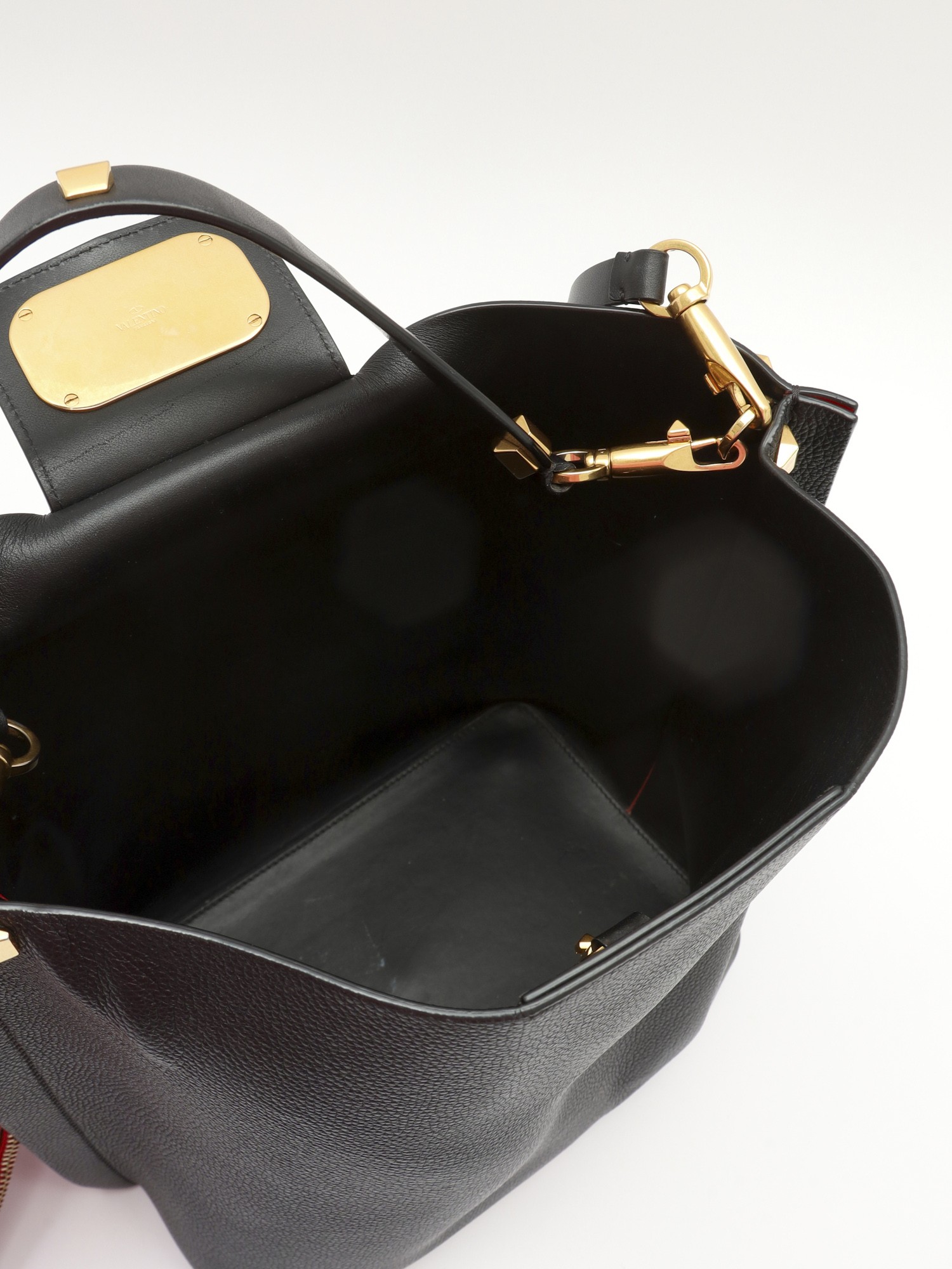 Valentino VLogo Escape 13