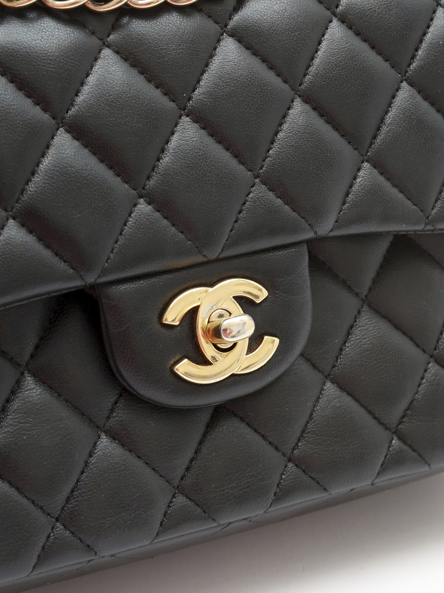 Chanel Timeless Classic 5