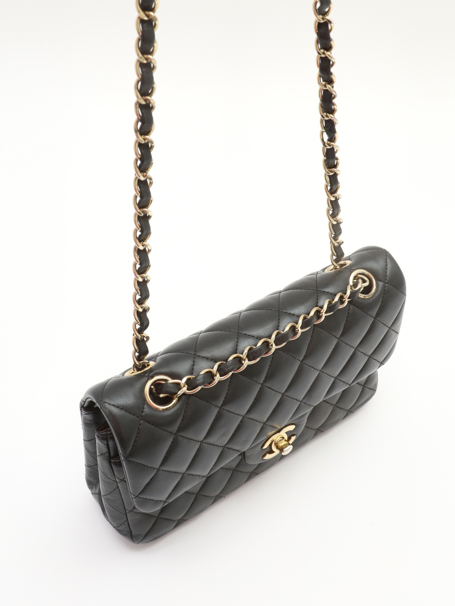 Chanel Timeless Classic 4