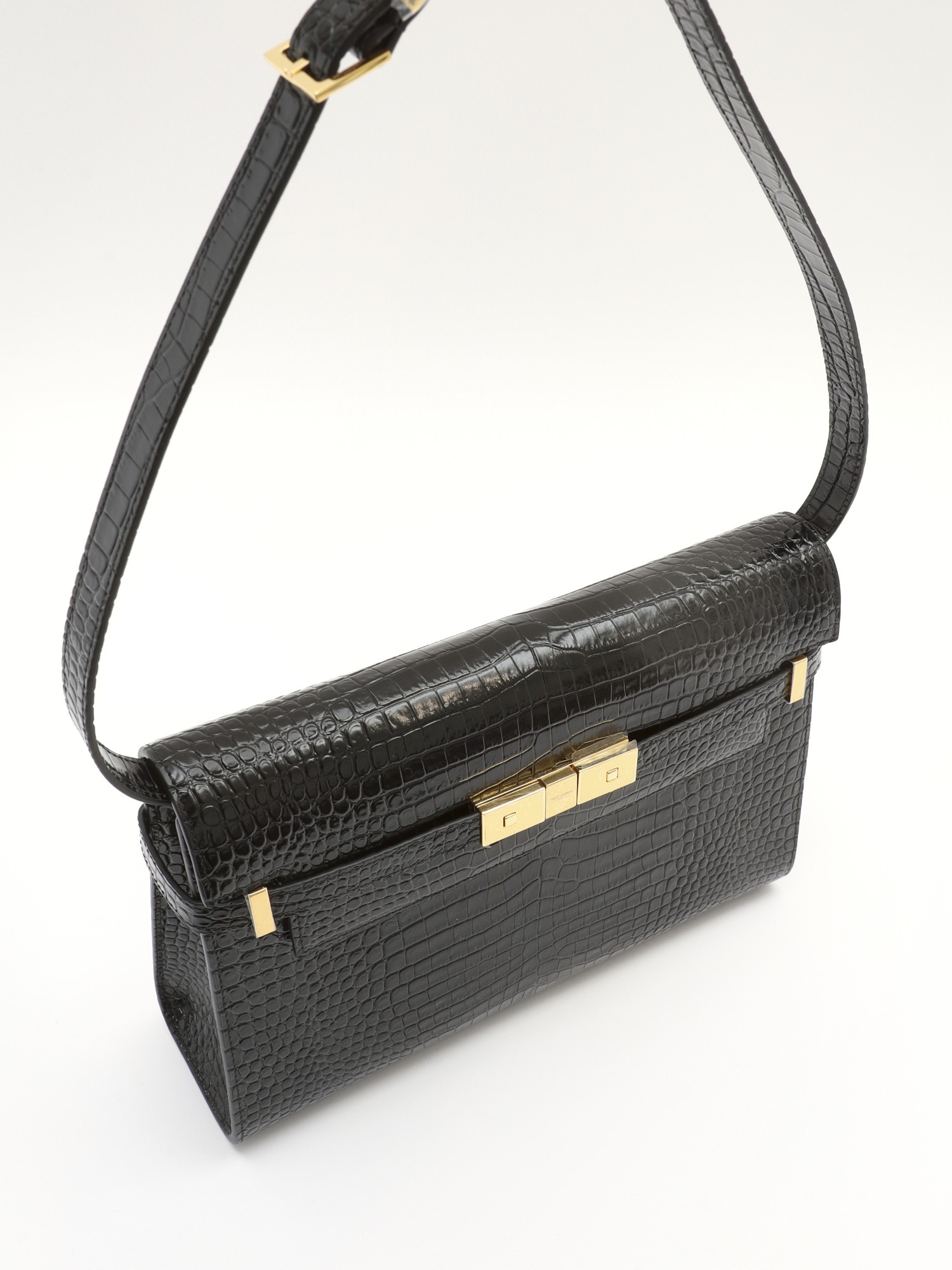 Saint Laurent Manhattan 4