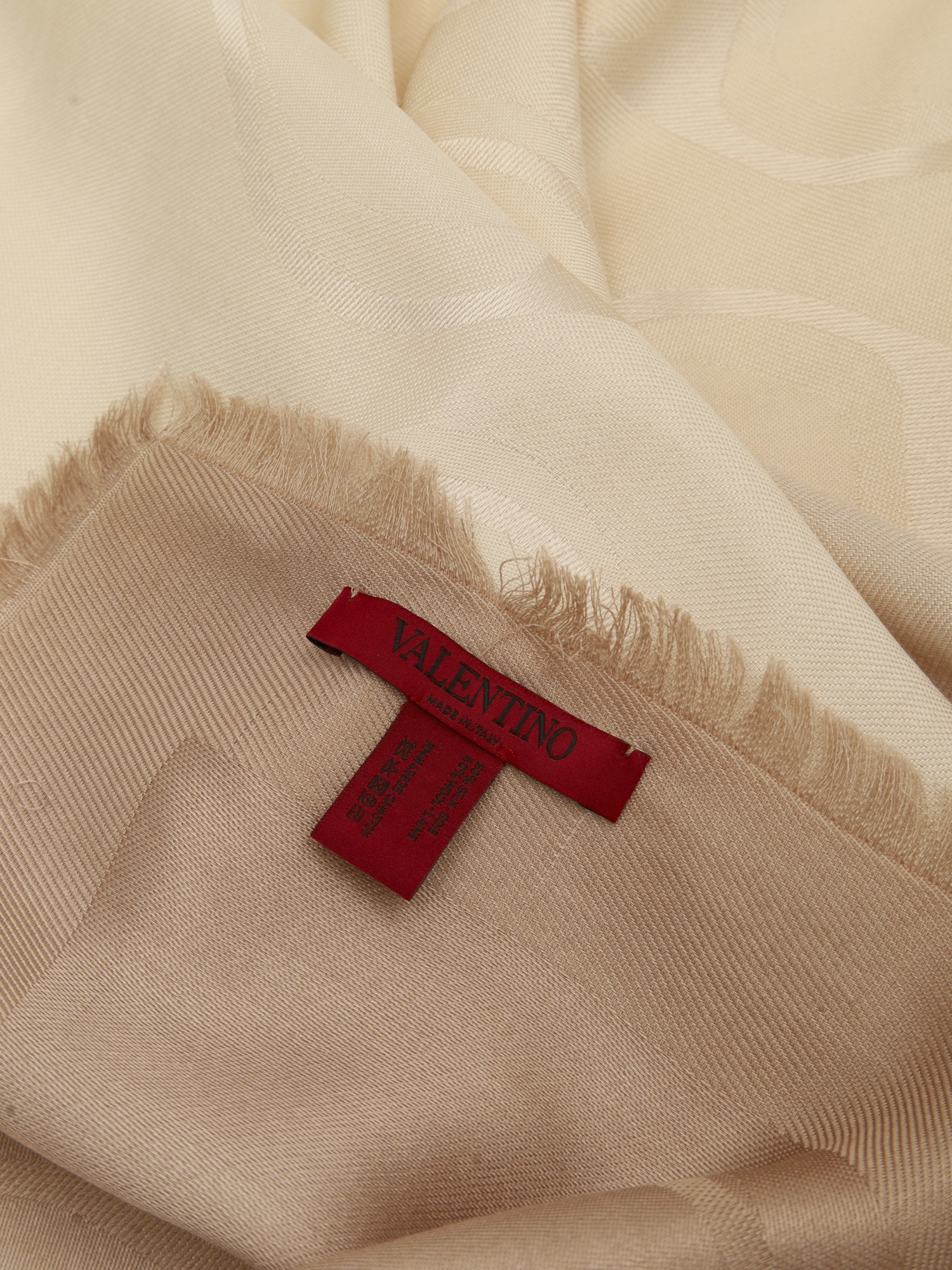 Valentino Scarf 8