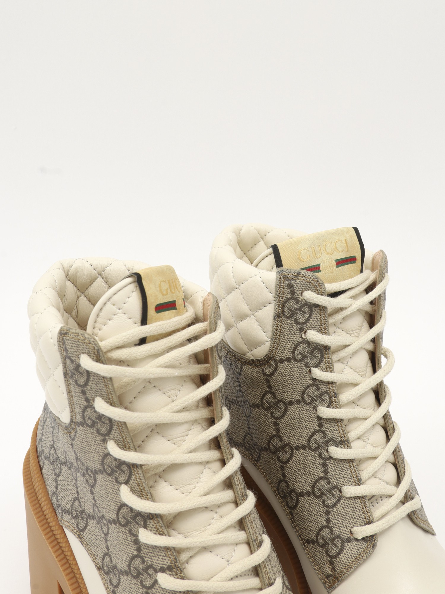 Gucci Shoes 37.5 7
