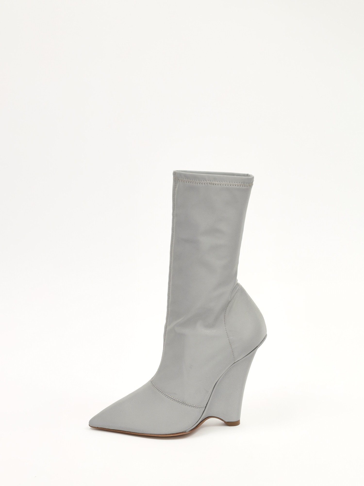Yeezy Shoes 37 1
