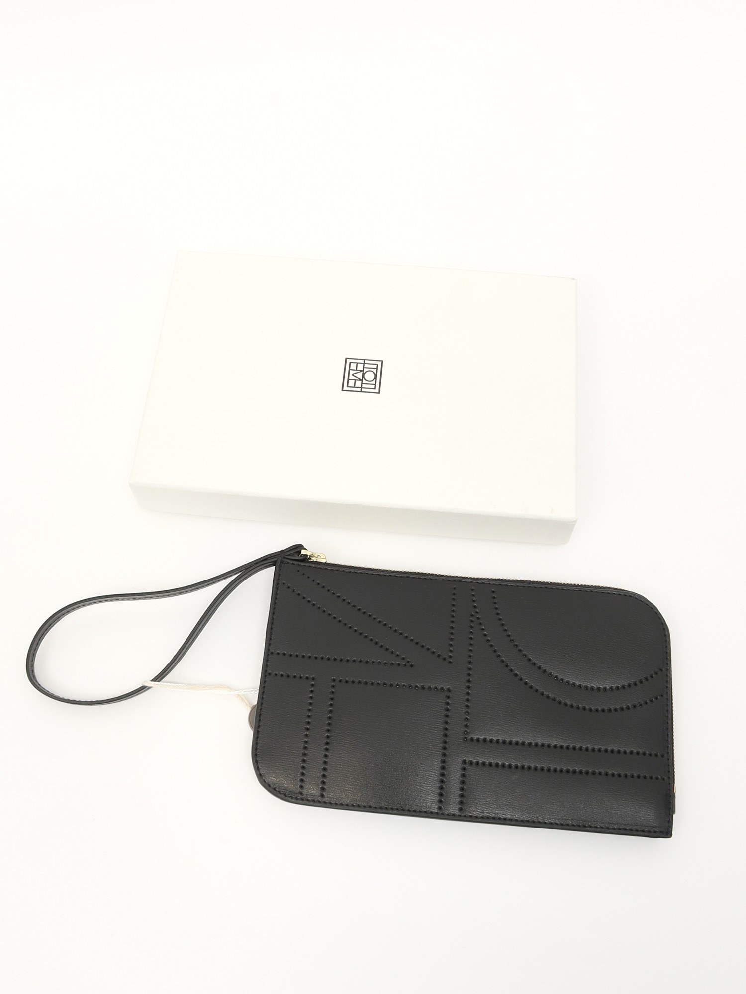 Toteme Wallet 6