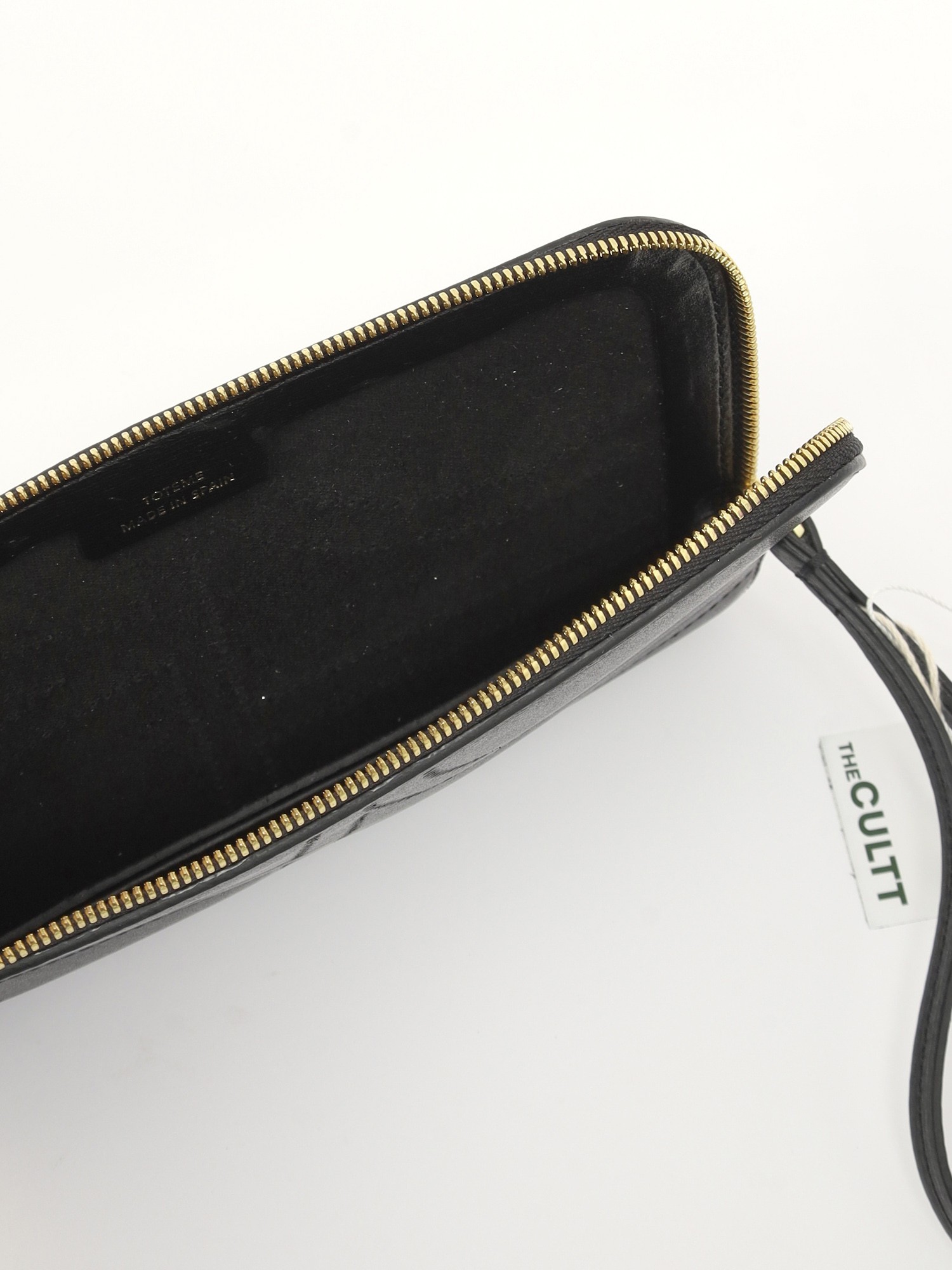 Toteme Wallet 5