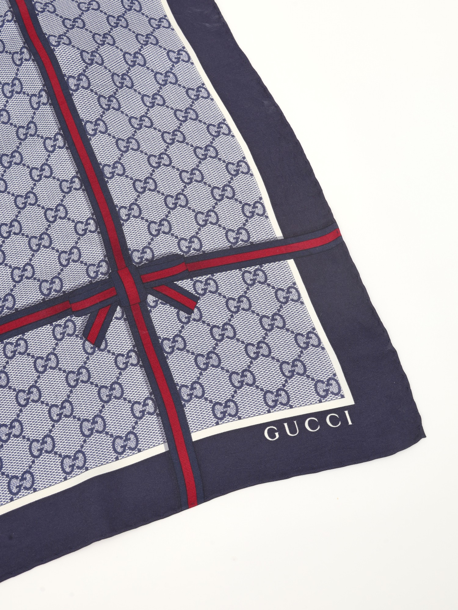 Gucci Silk Scarf 3