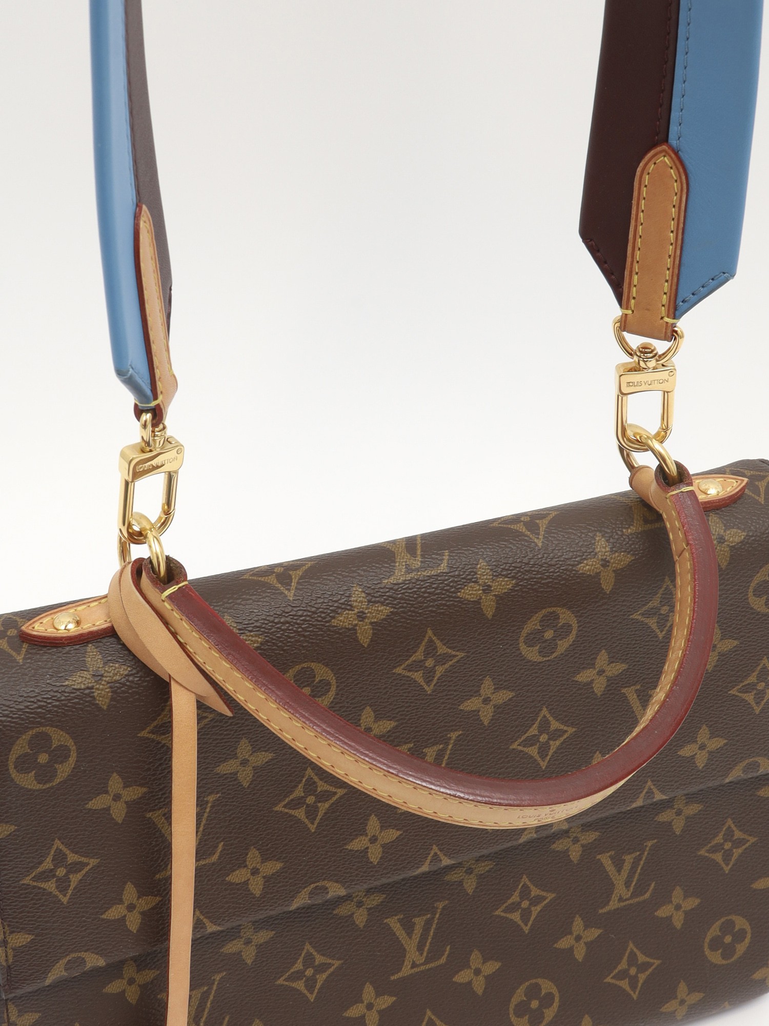Louis Vuitton Cluny 6