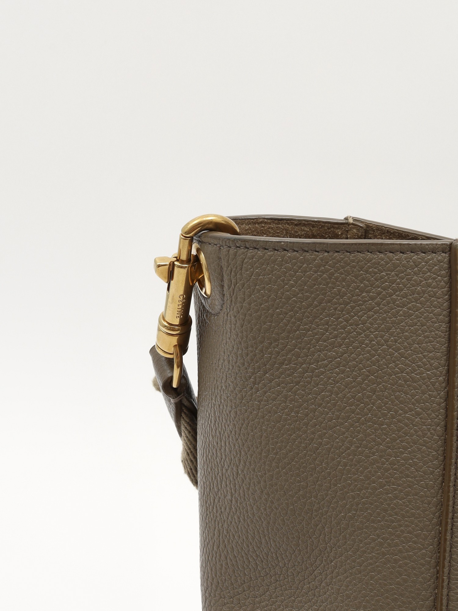 Celine Sangle 6