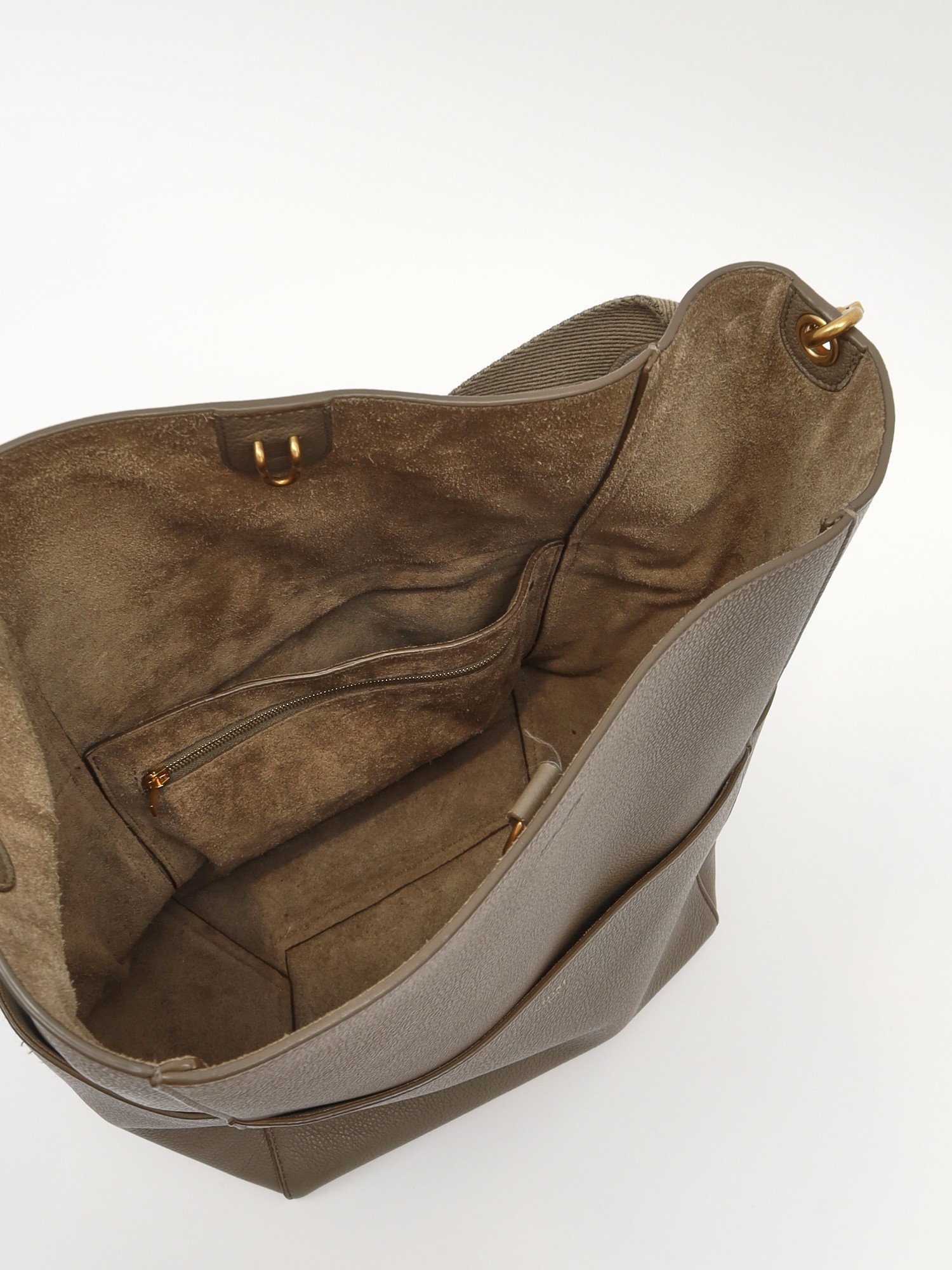 Celine Sangle 13